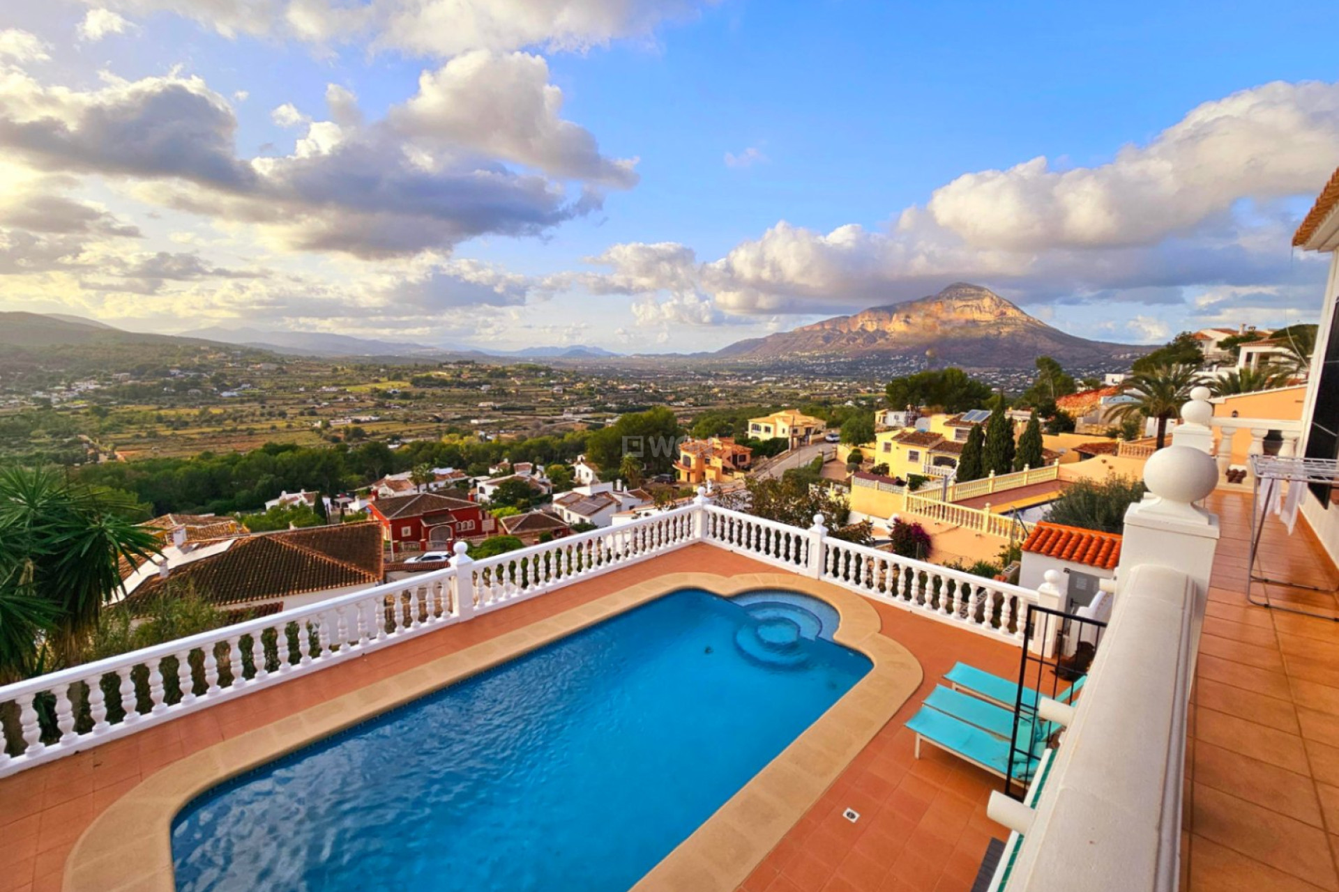 Odsprzedaż - Villa - Jávea - Costa Blanca