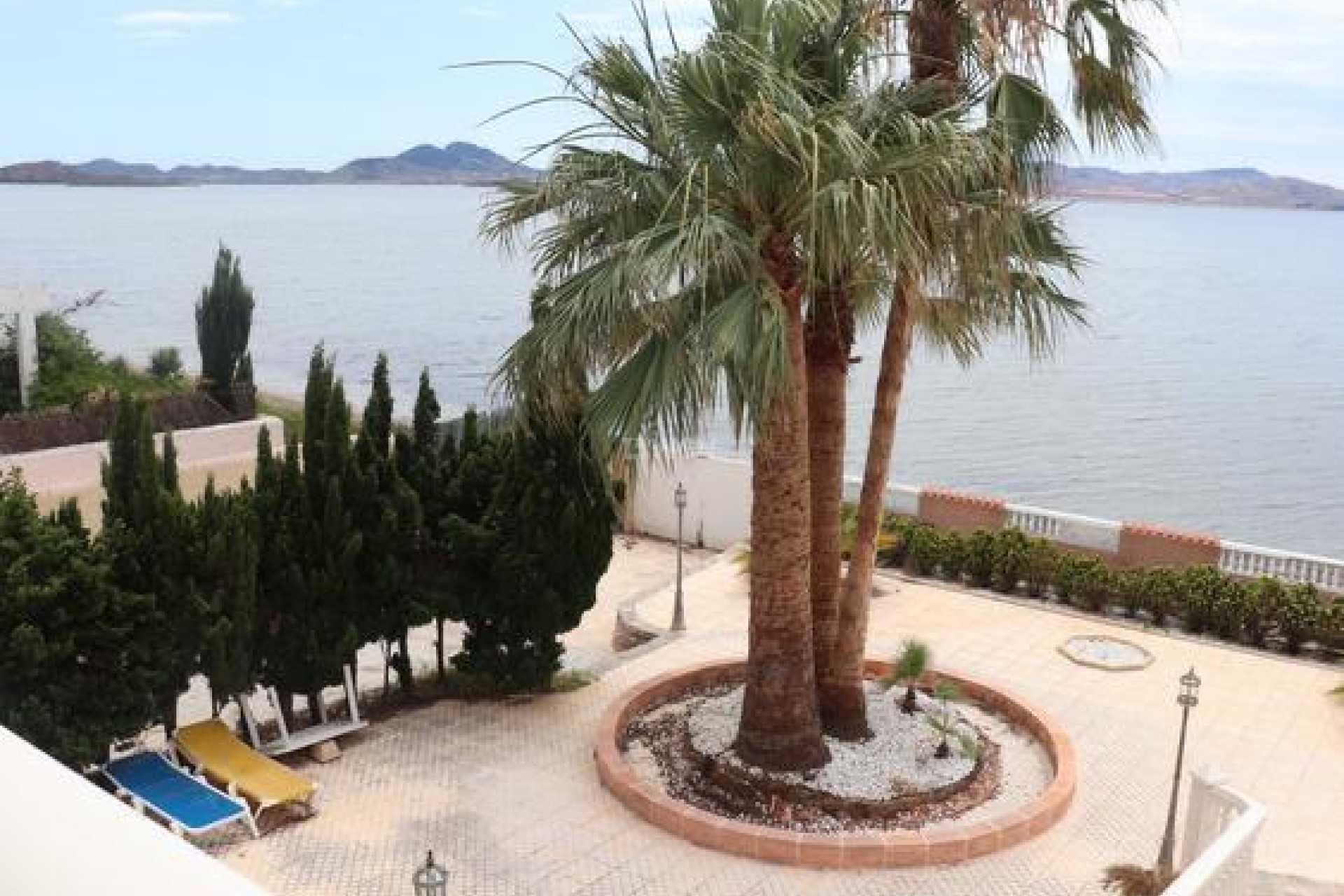 Odsprzedaż - Villa - La Manga del Mar Menor - Km 17