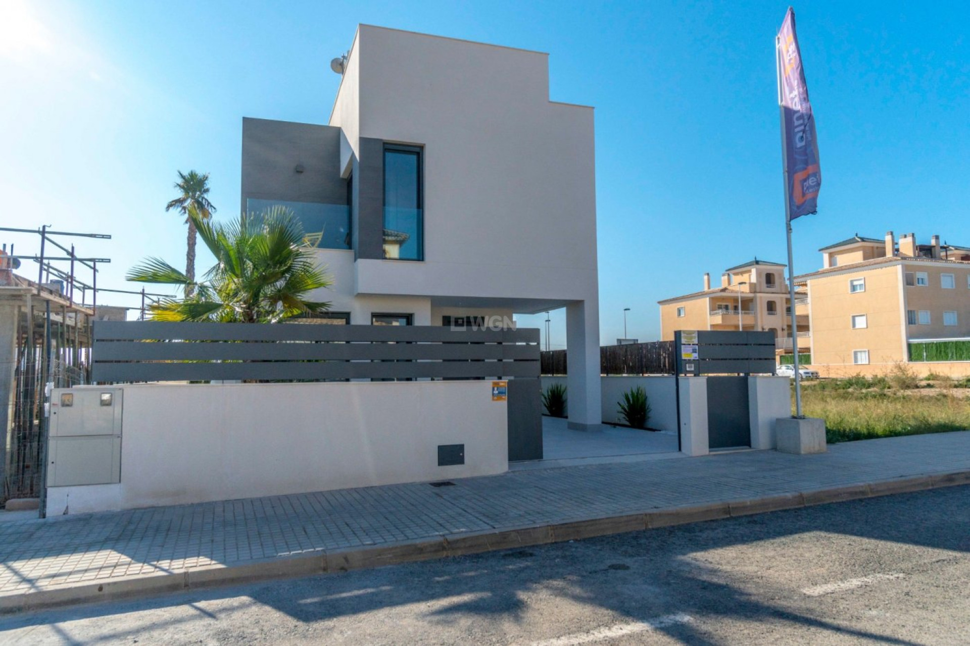 Odsprzedaż - Villa - La Marina - Costa Blanca