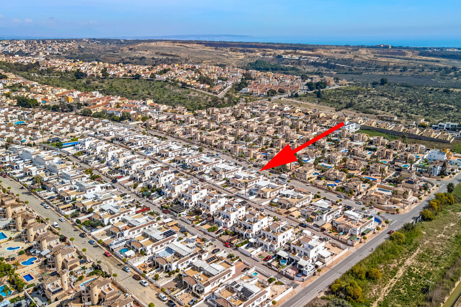 Odsprzedaż - Villa - La Marina - Costa Blanca