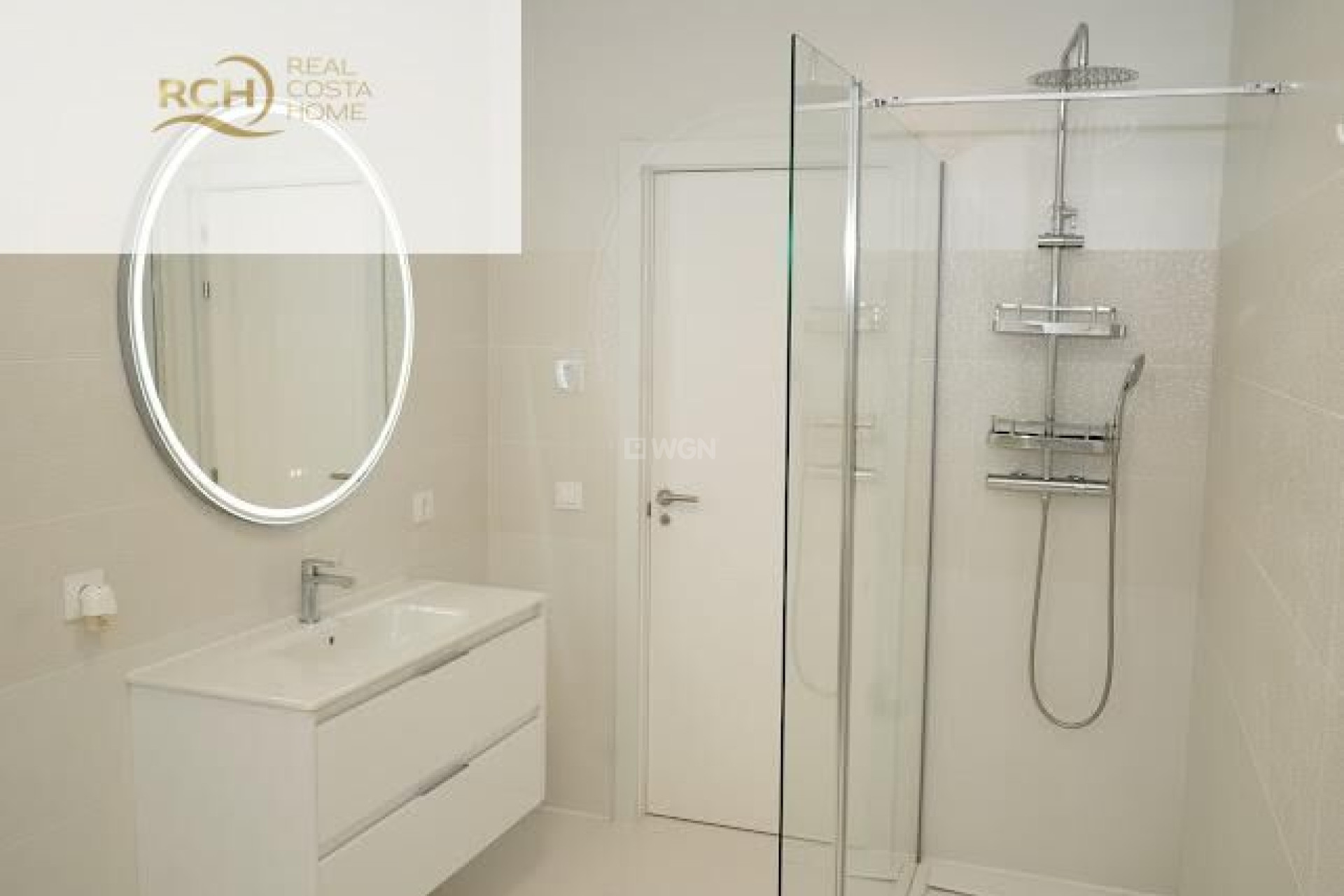Odsprzedaż - Villa - La Nucía - Montebello - Nou Espai
