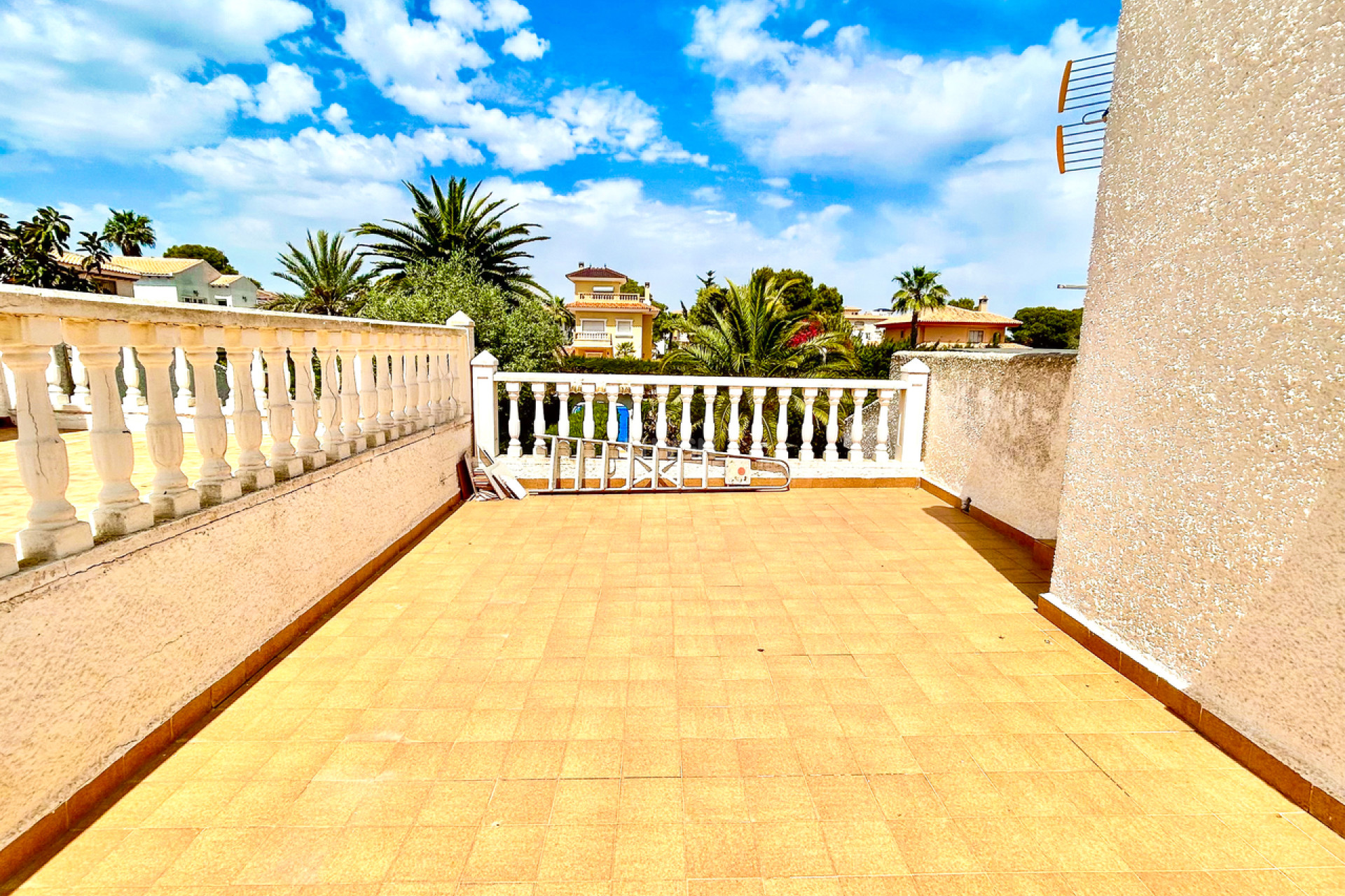 Odsprzedaż - Villa - La Zenia - Costa Blanca