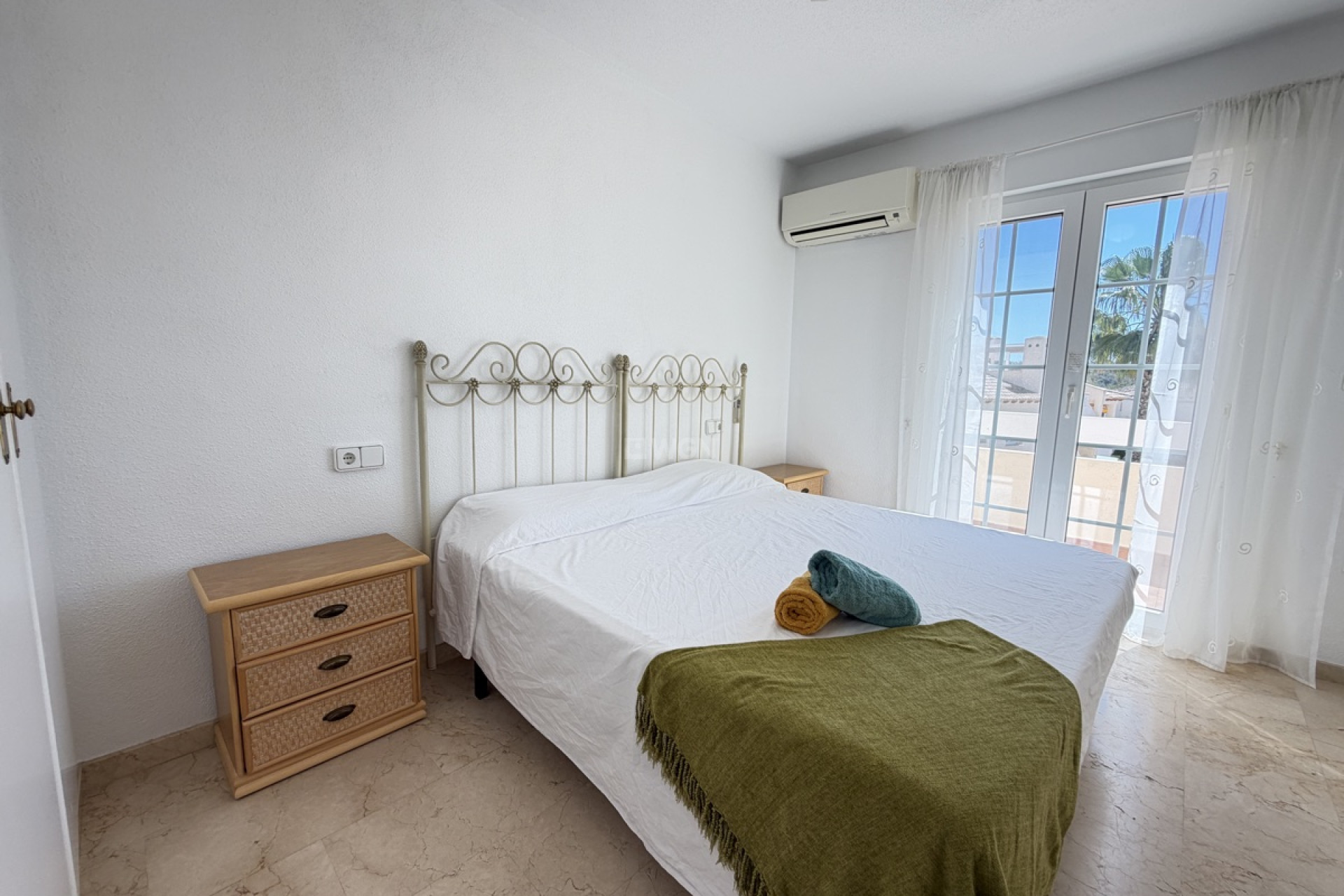 Odsprzedaż - Villa - Las Ramblas Golf - Inland