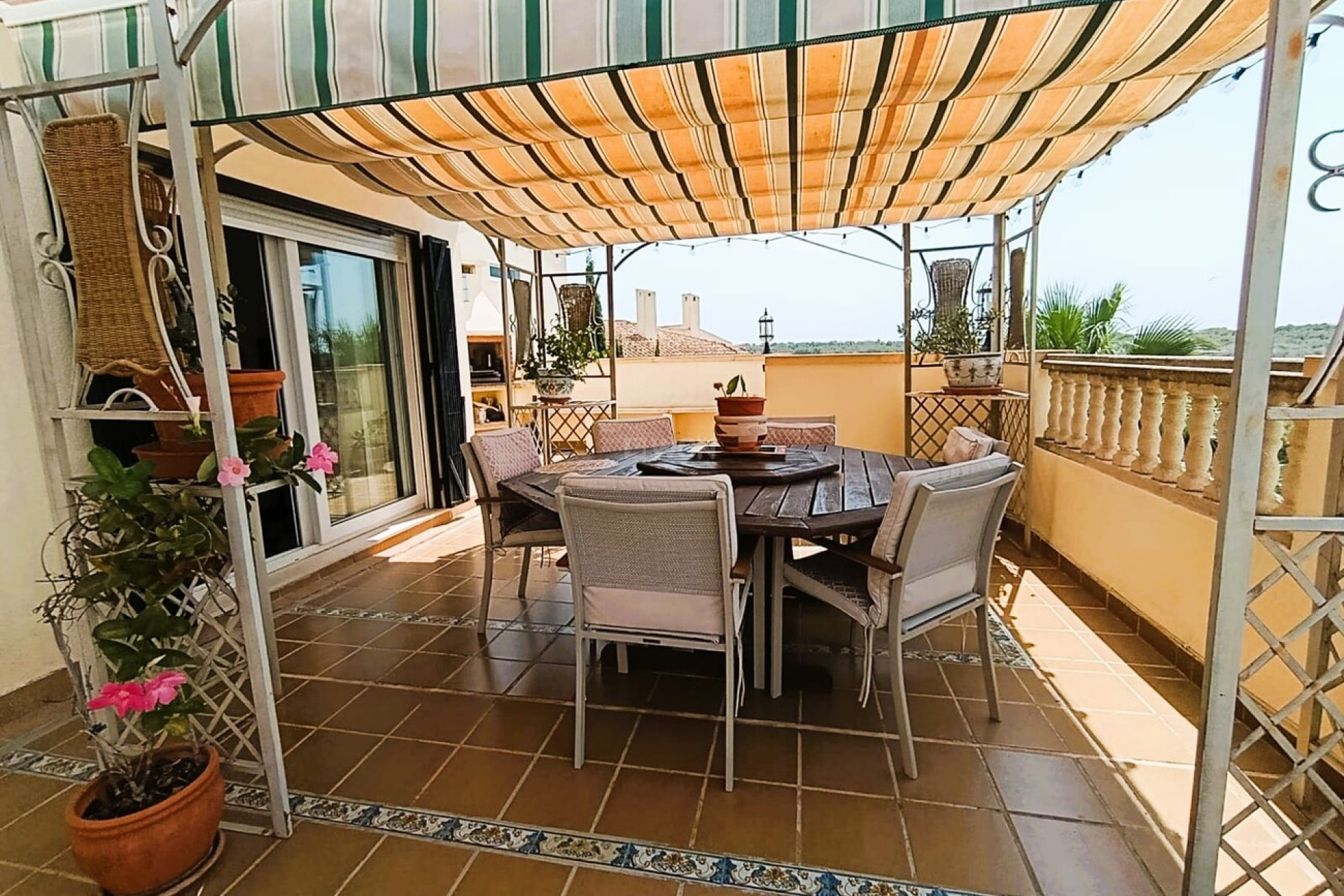 Odsprzedaż - Villa - Las Ramblas Golf - Inland