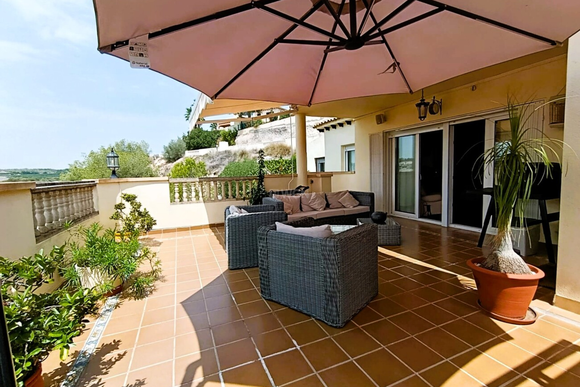 Odsprzedaż - Villa - Las Ramblas Golf - Inland