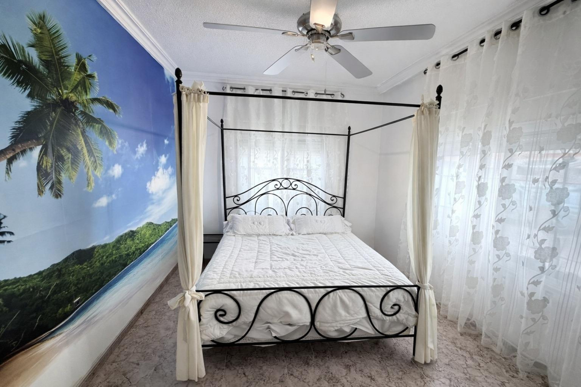 Odsprzedaż - Villa - Lo Pagan - LA PUNTICA