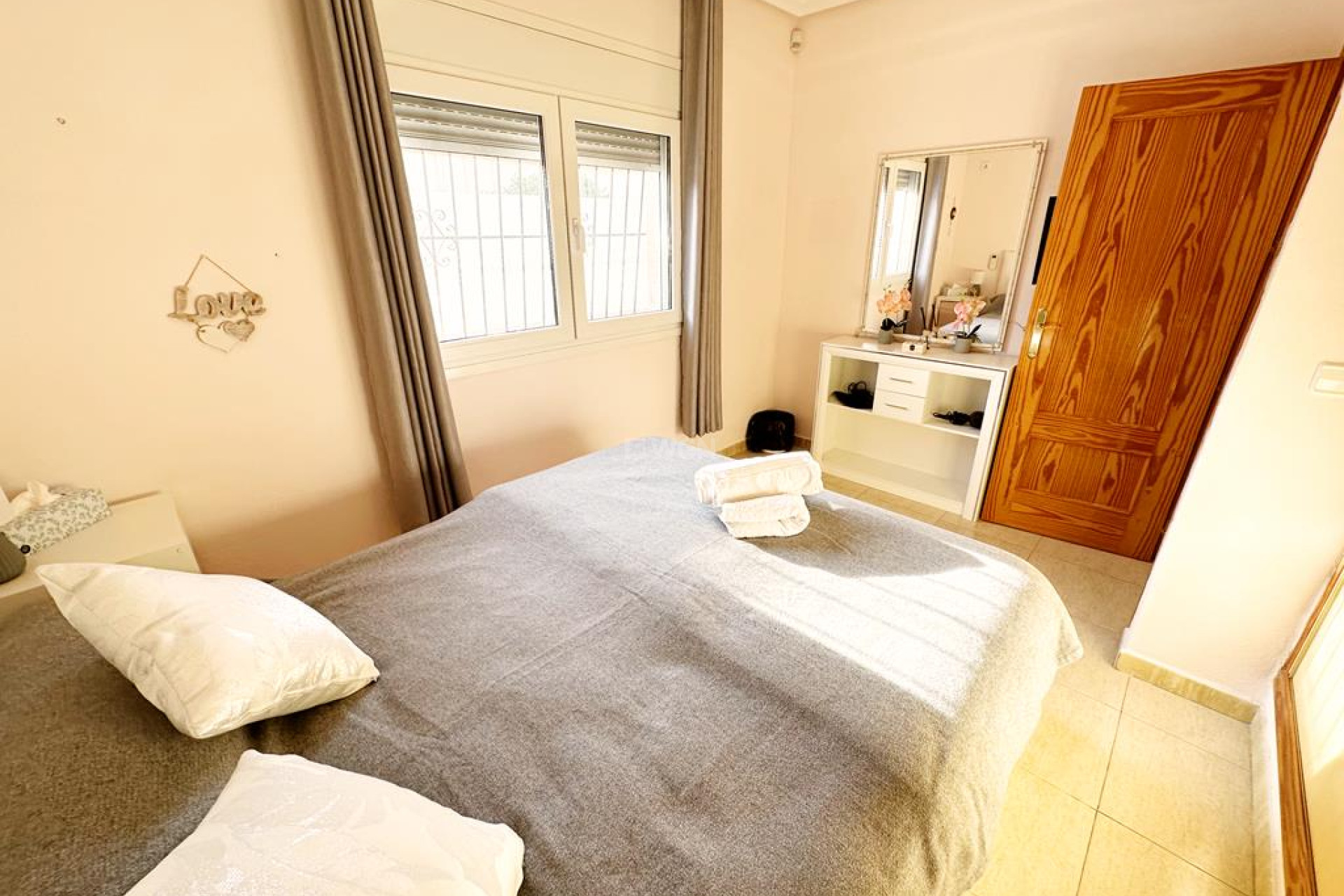 Odsprzedaż - Villa - Lo Santiago - Inland