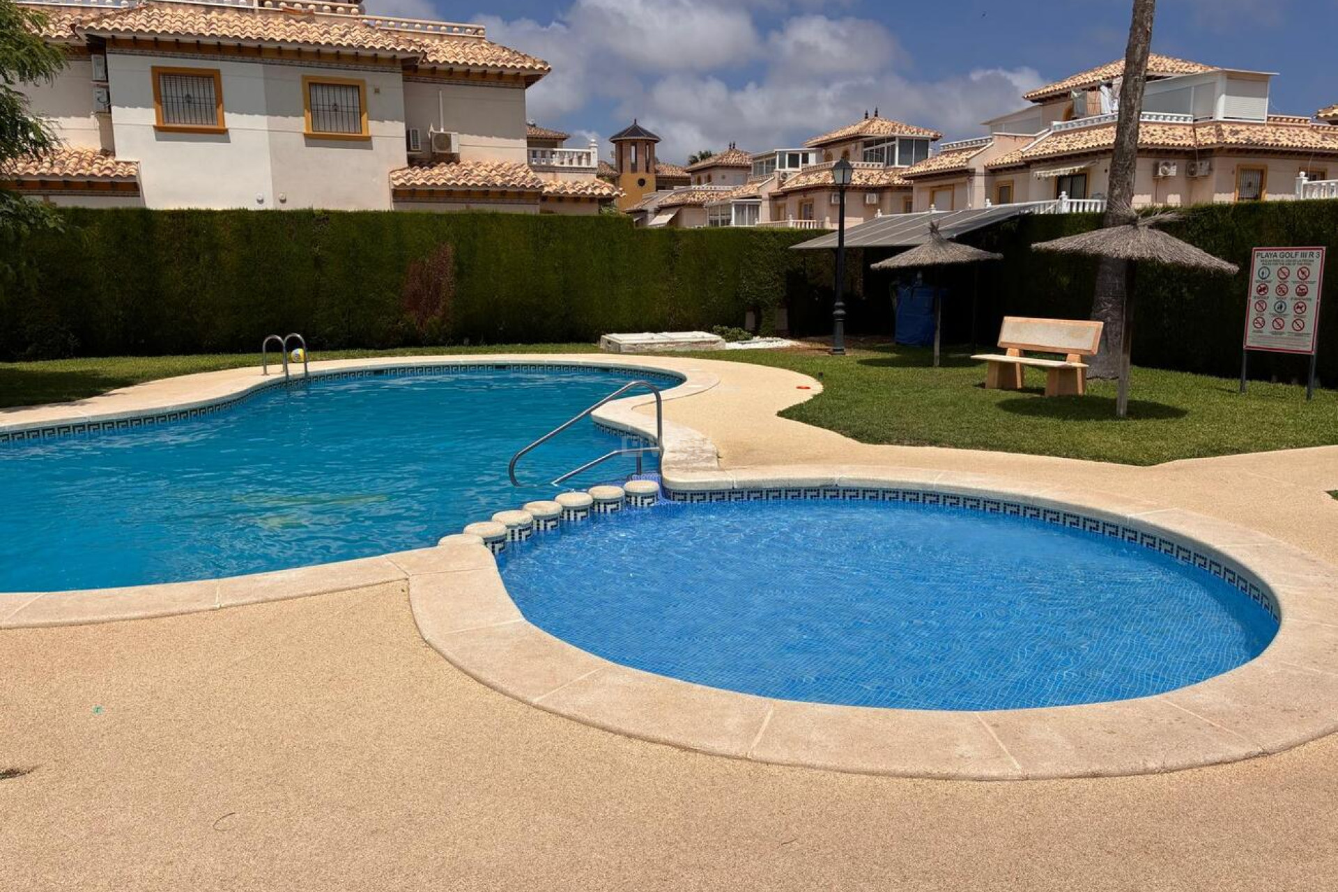 Odsprzedaż - Villa - Lomas de Caboroig - Costa Blanca