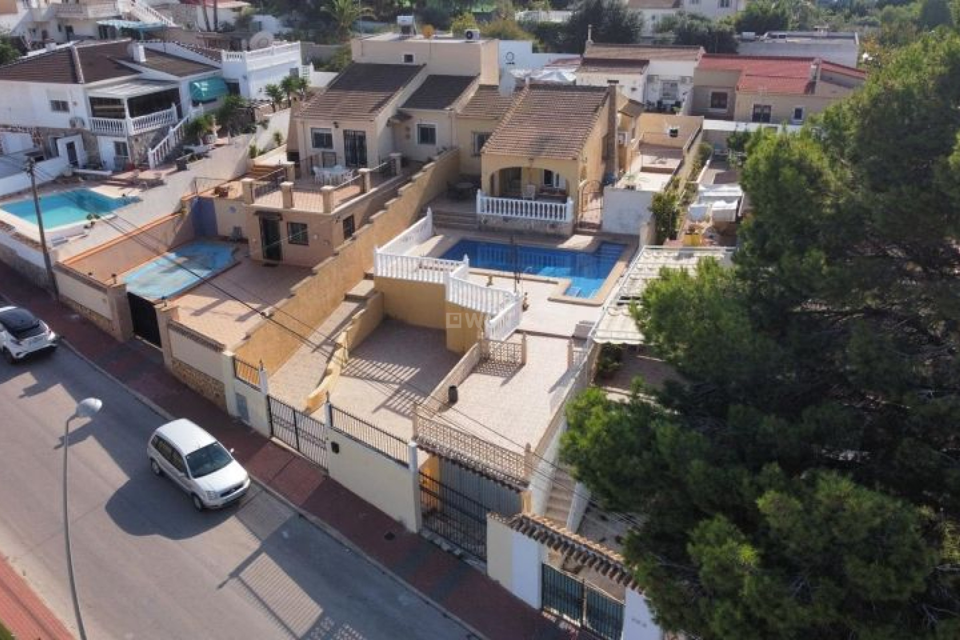 Odsprzedaż - Villa - Los Balcones - Costa Blanca