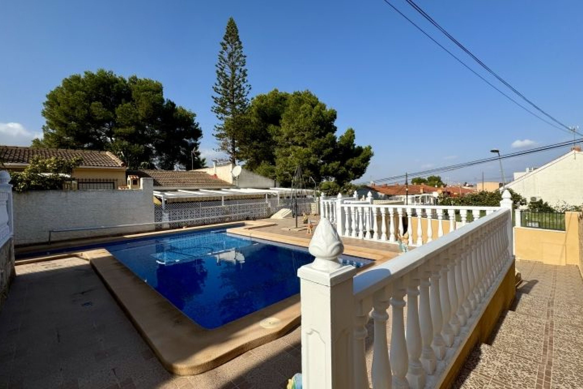 Odsprzedaż - Villa - Los Balcones - Costa Blanca