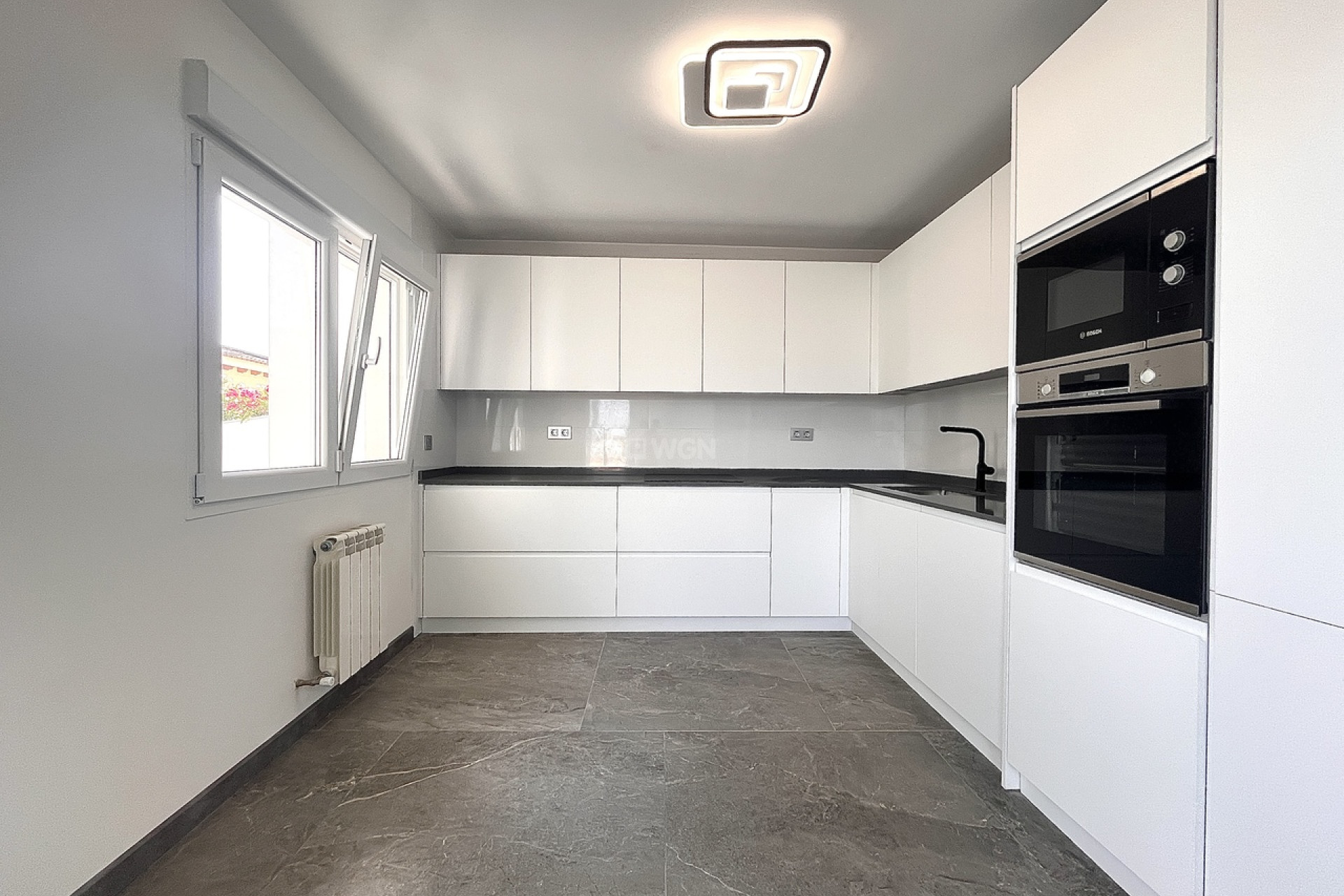 Odsprzedaż - Villa - Los Balcones - Costa Blanca