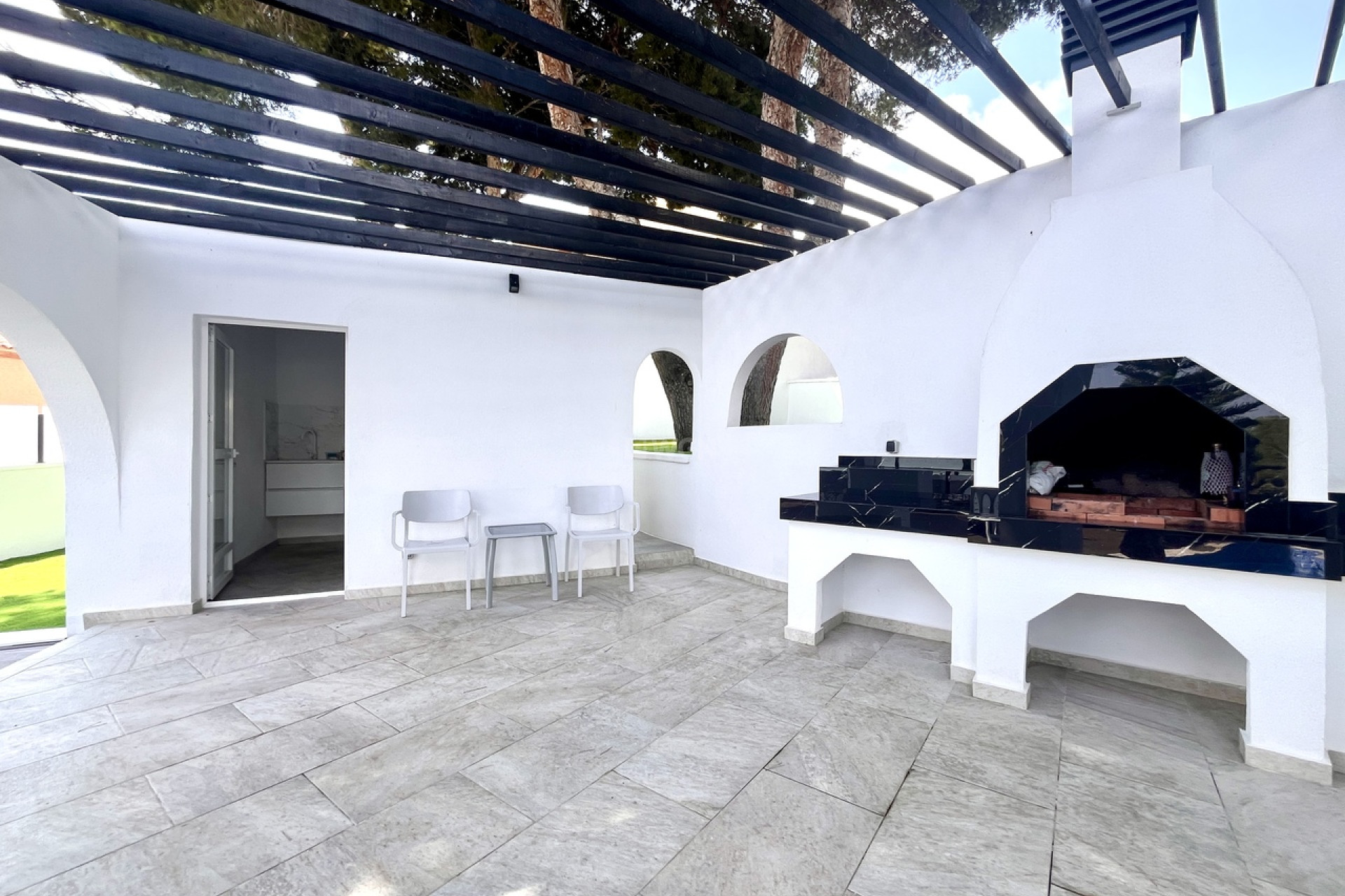 Odsprzedaż - Villa - Los Balcones - Costa Blanca