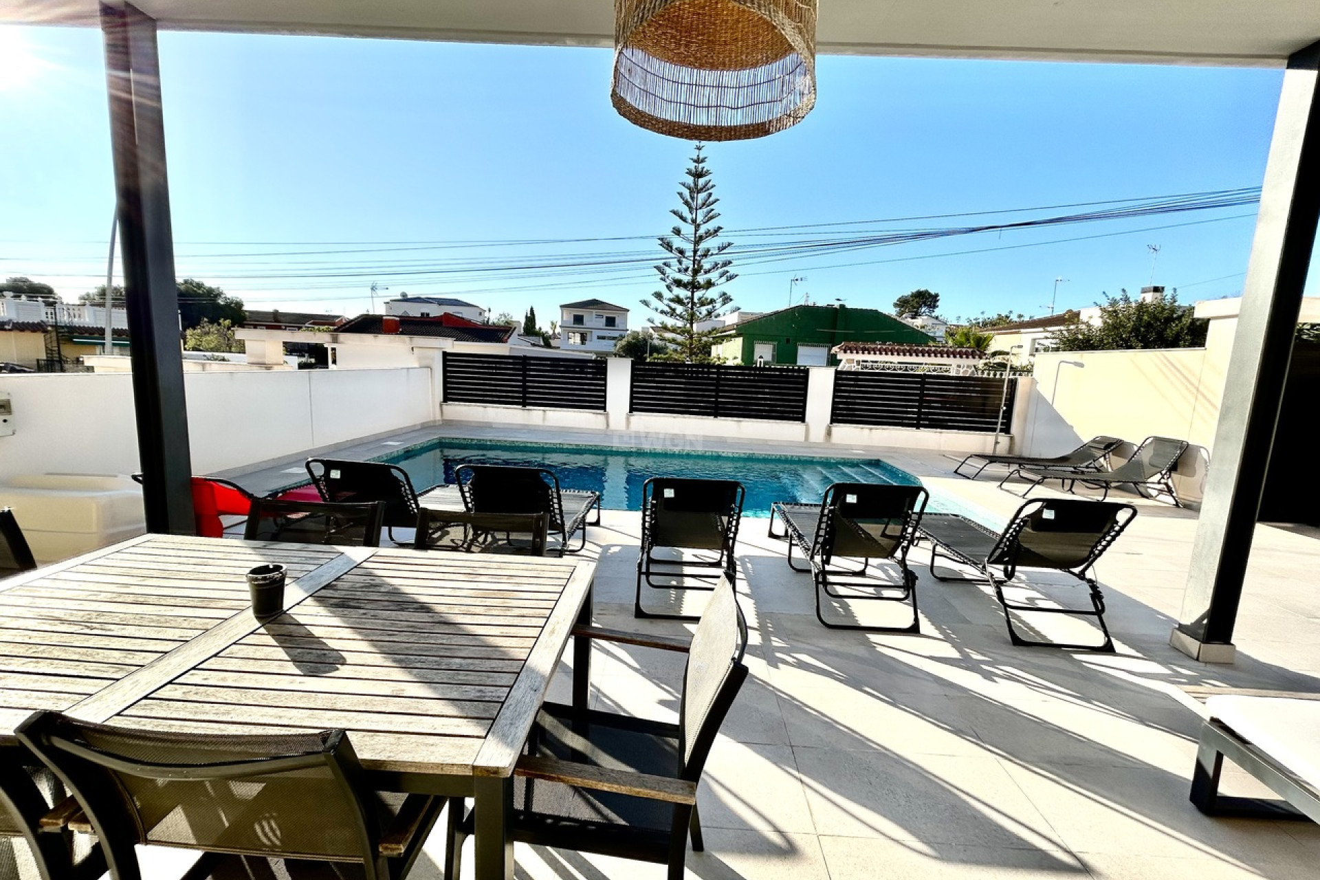 Odsprzedaż - Villa - Los Balcones - Costa Blanca