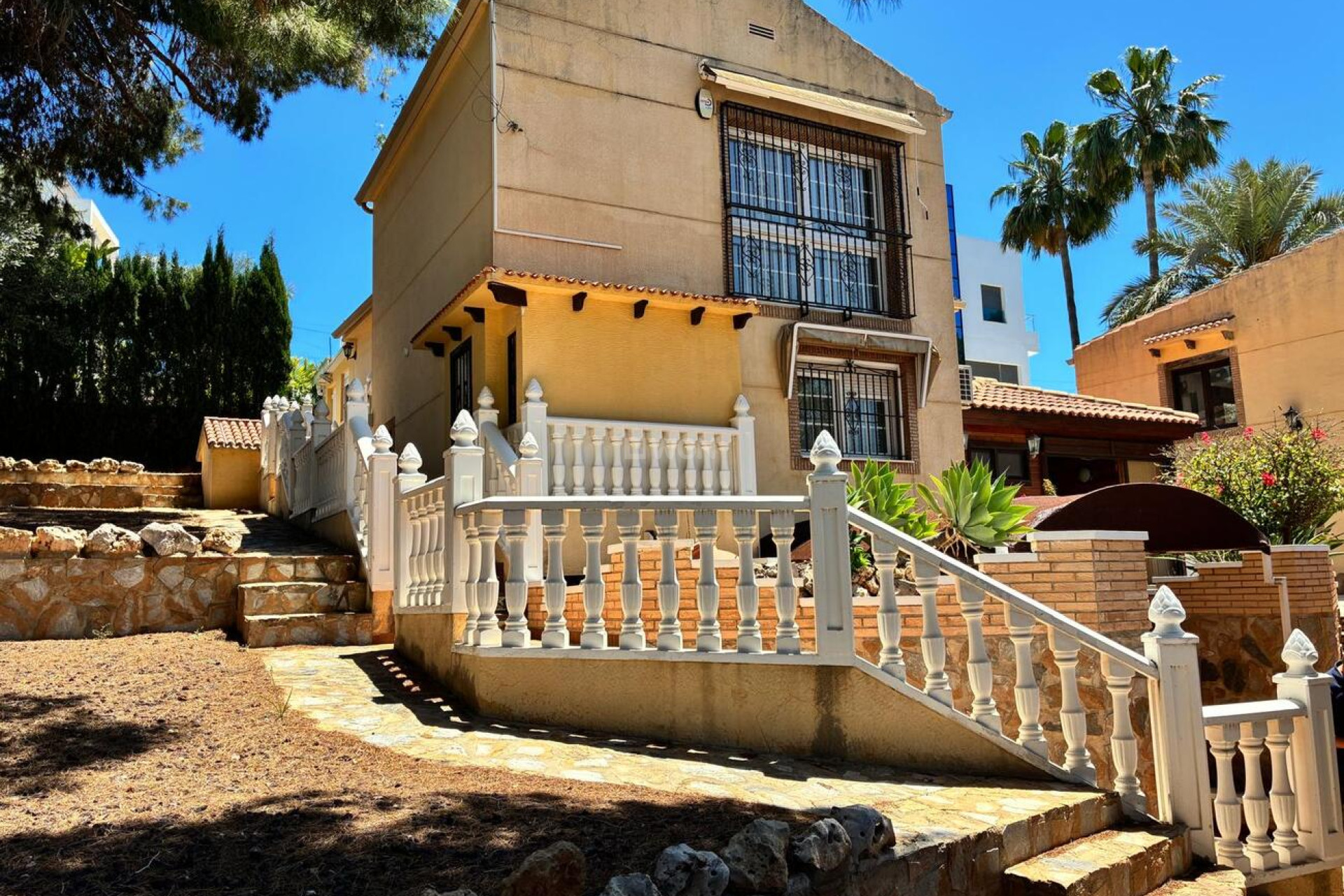 Odsprzedaż - Villa - Los Balcones - Costa Blanca
