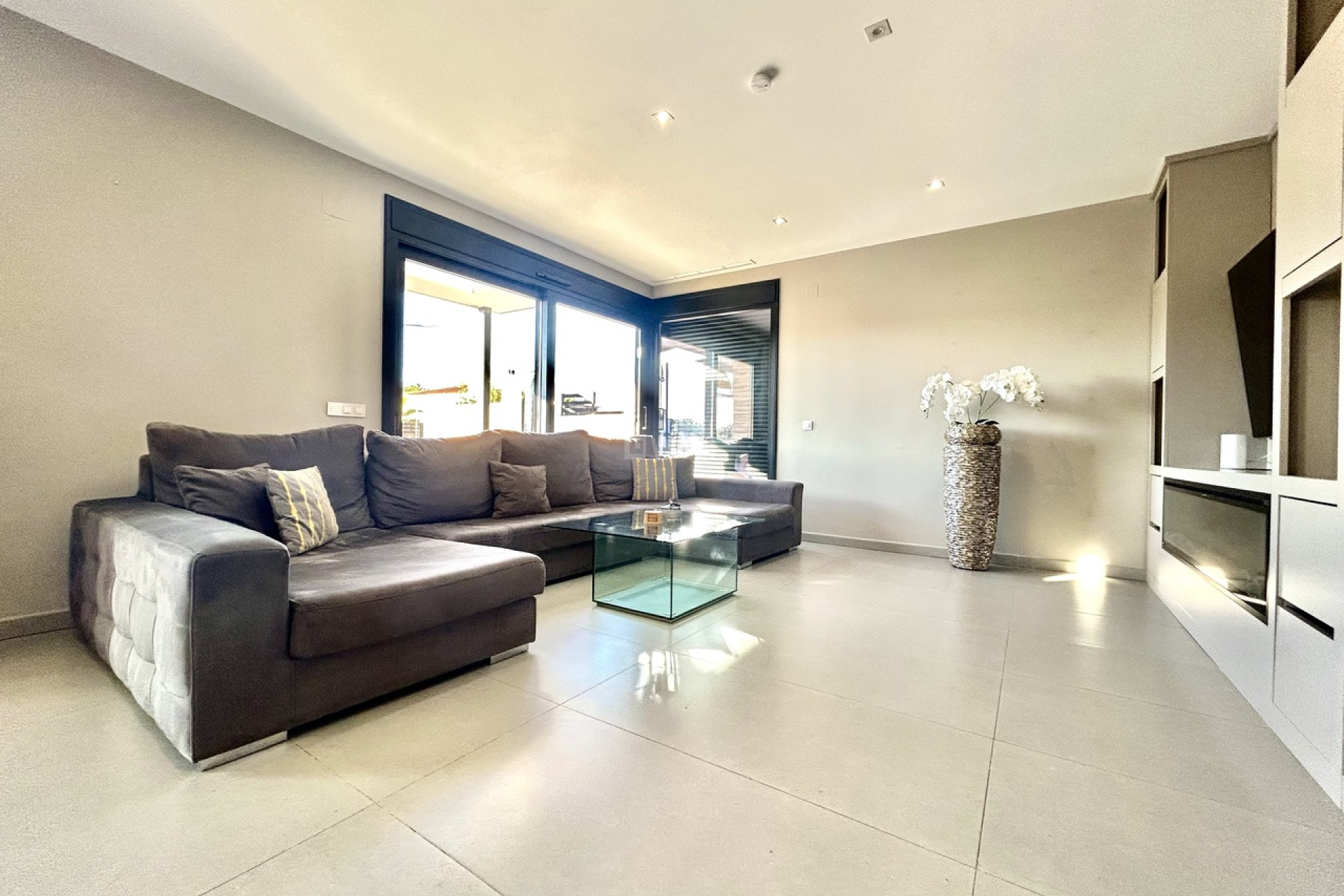 Odsprzedaż - Villa - Los Balcones - Costa Blanca