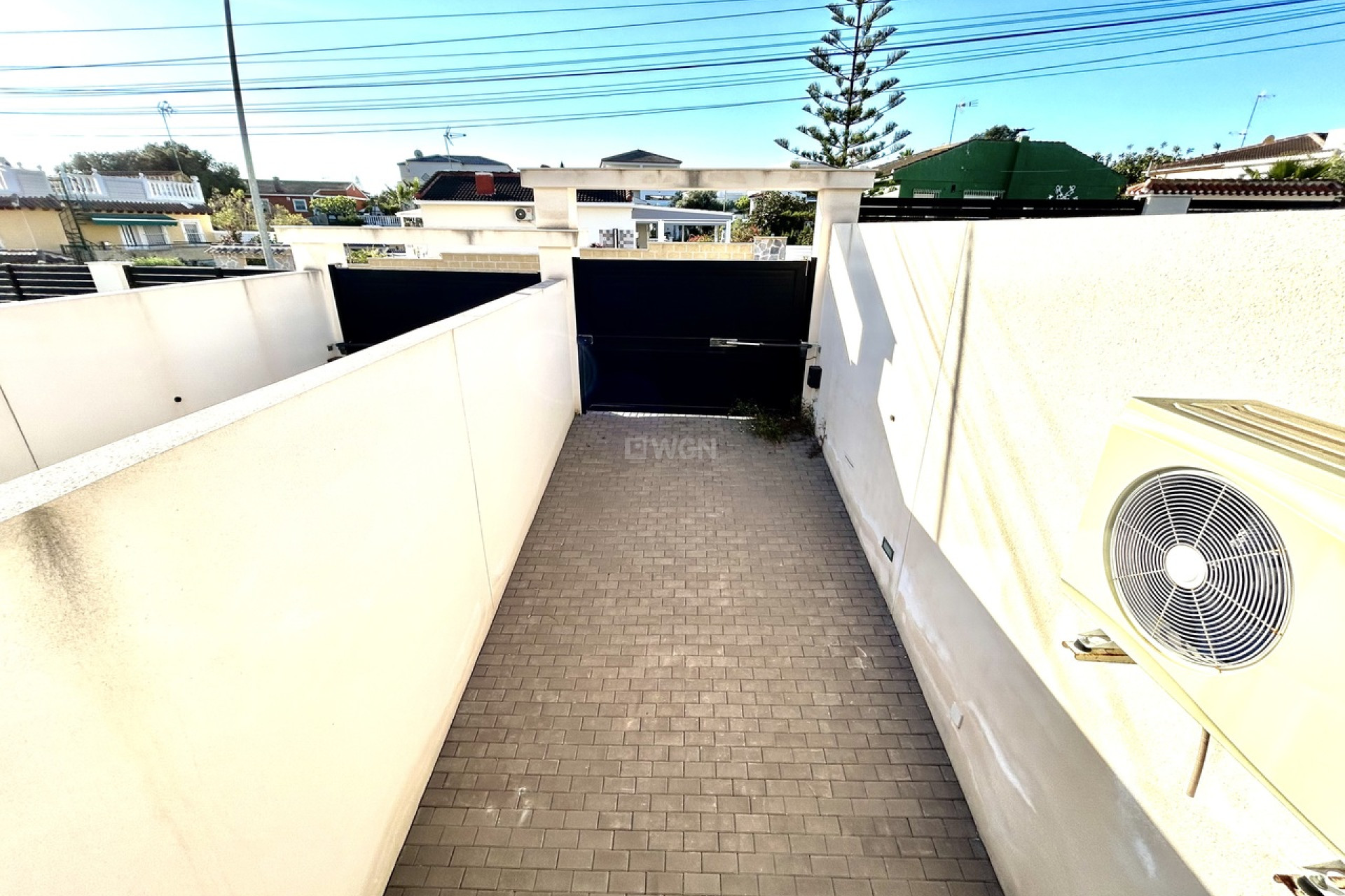 Odsprzedaż - Villa - Los Balcones - Costa Blanca