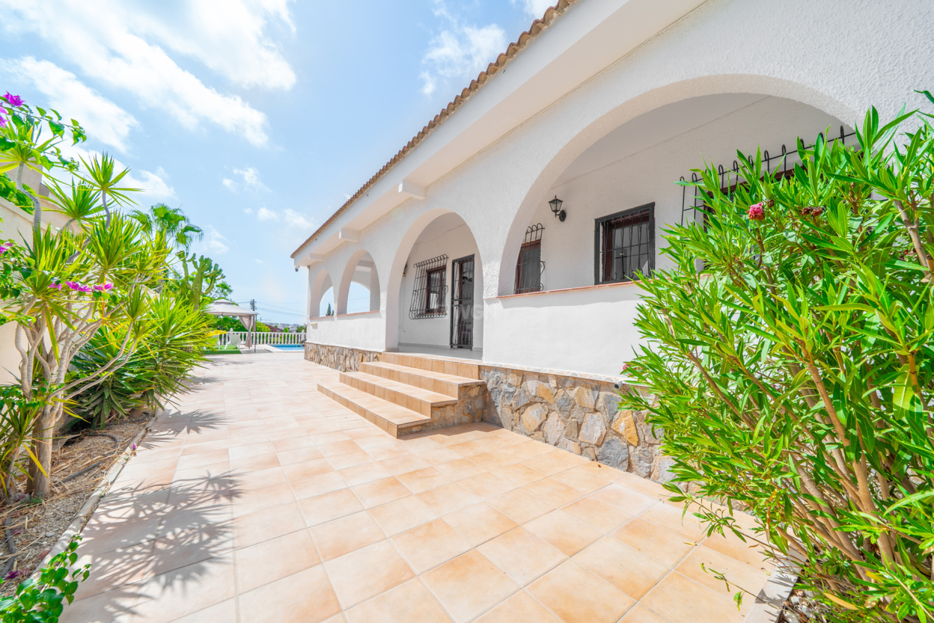 Odsprzedaż - Villa - Los Balcones - Costa Blanca