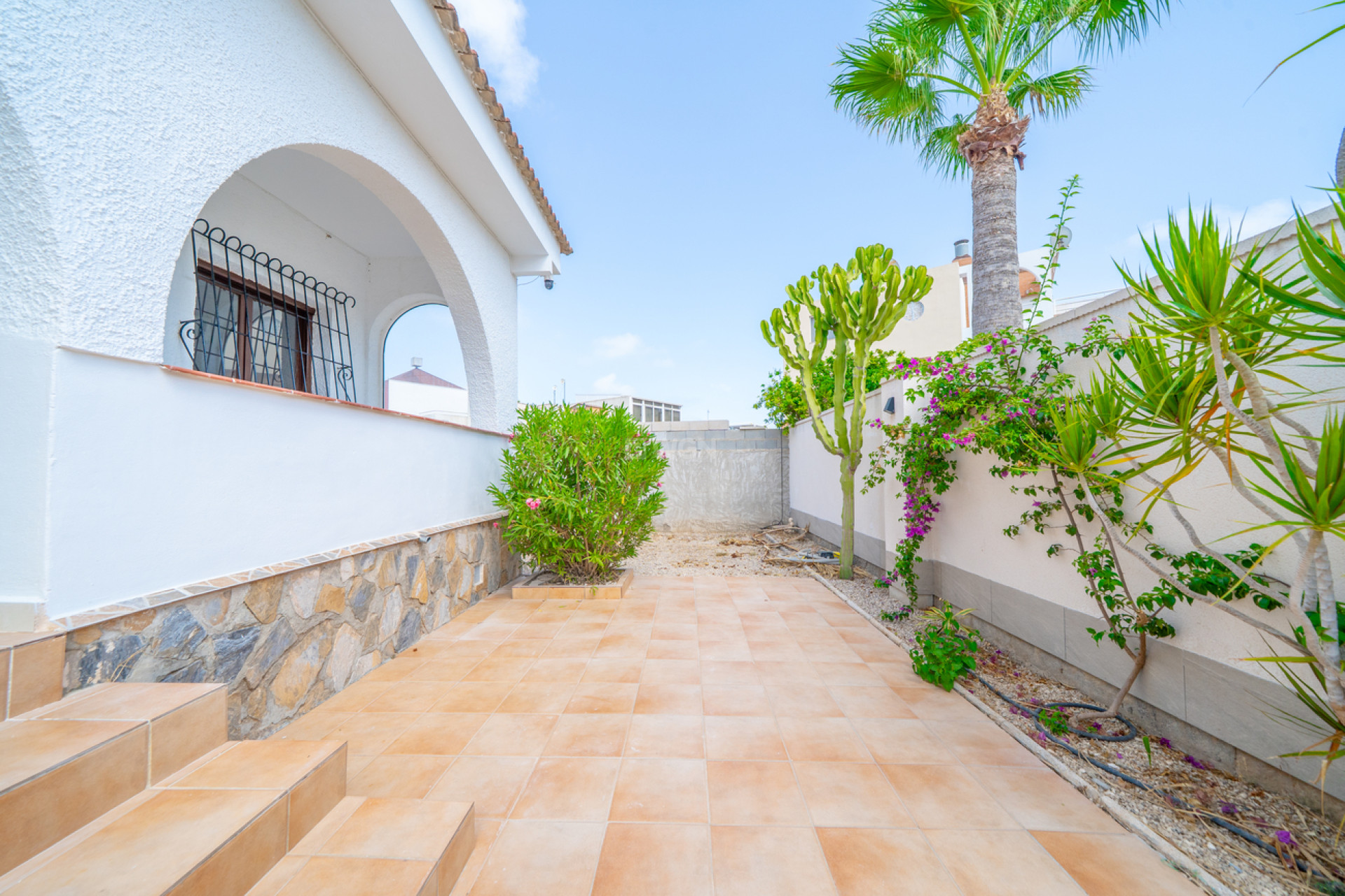 Odsprzedaż - Villa - Los Balcones - Costa Blanca