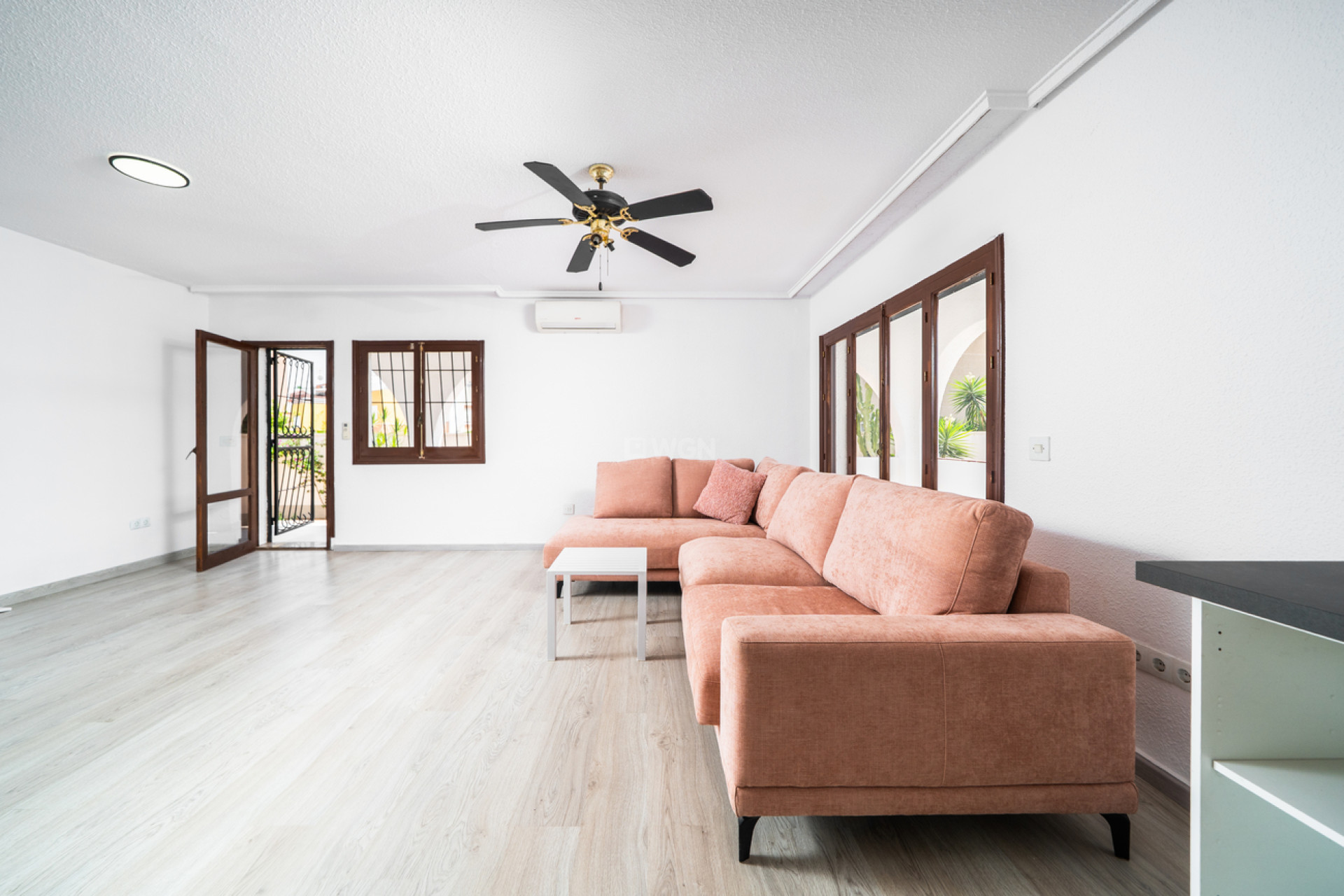 Odsprzedaż - Villa - Los Balcones - Costa Blanca