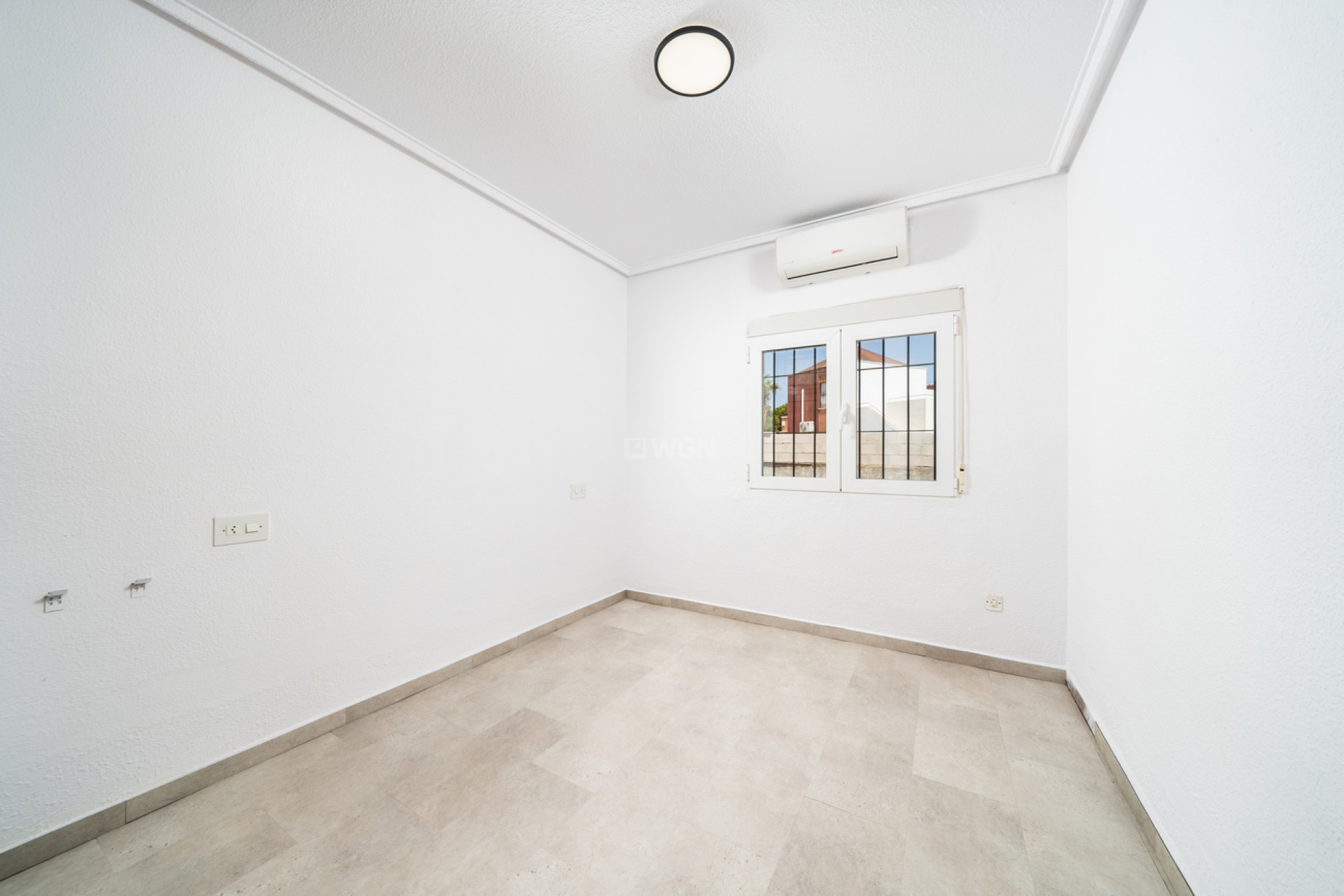 Odsprzedaż - Villa - Los Balcones - Costa Blanca