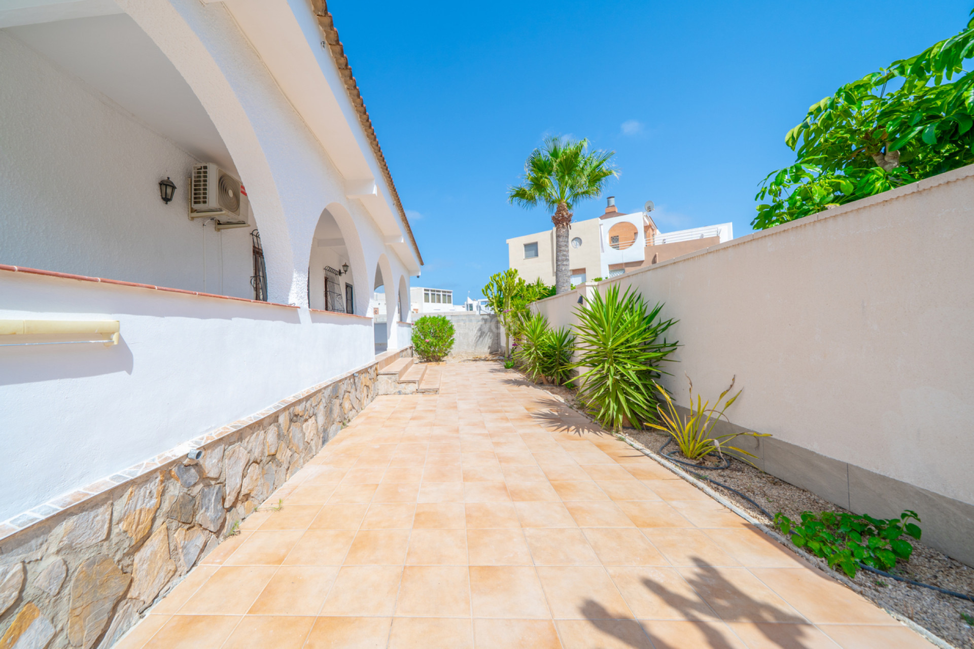 Odsprzedaż - Villa - Los Balcones - Costa Blanca