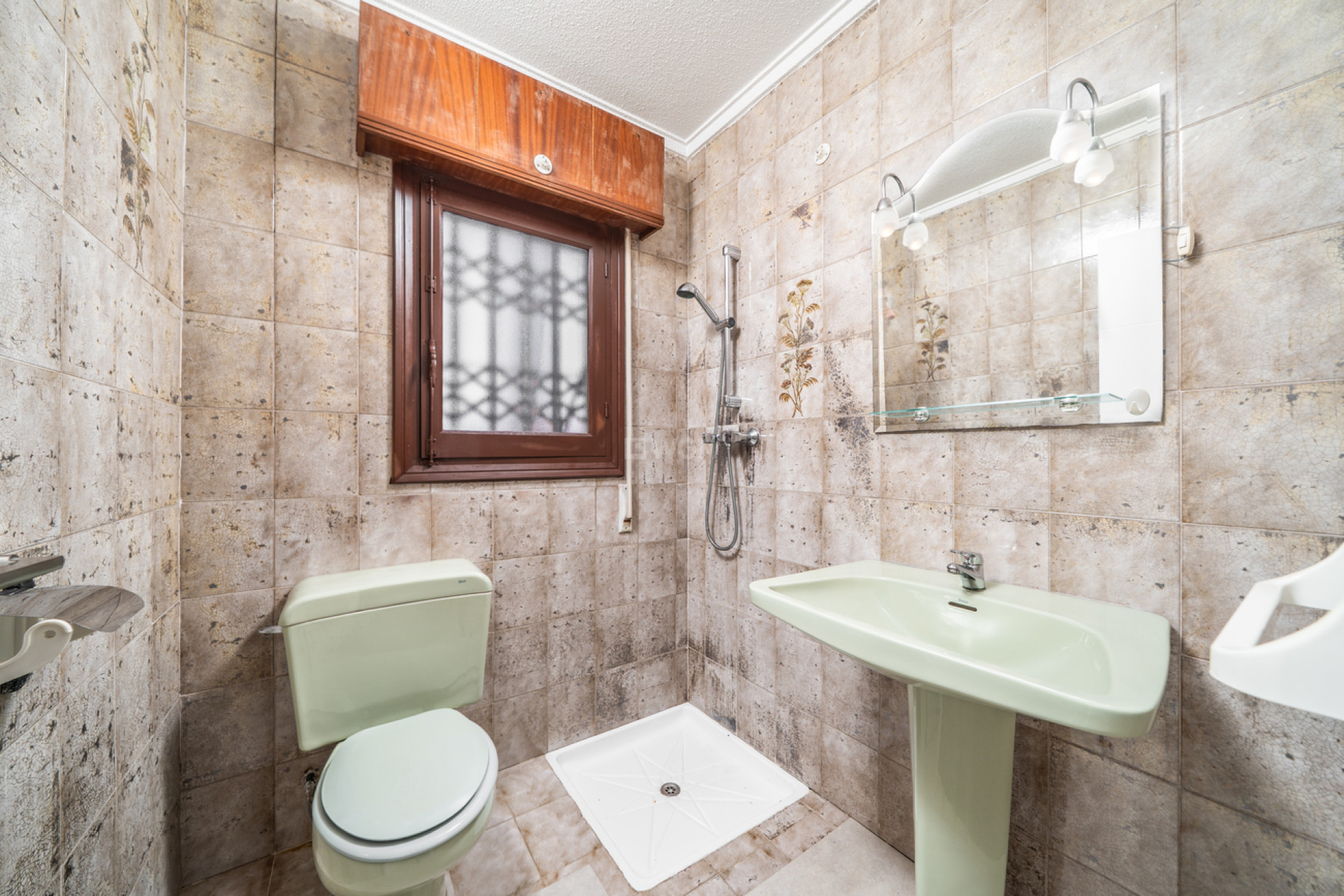 Odsprzedaż - Villa - Los Balcones - Costa Blanca