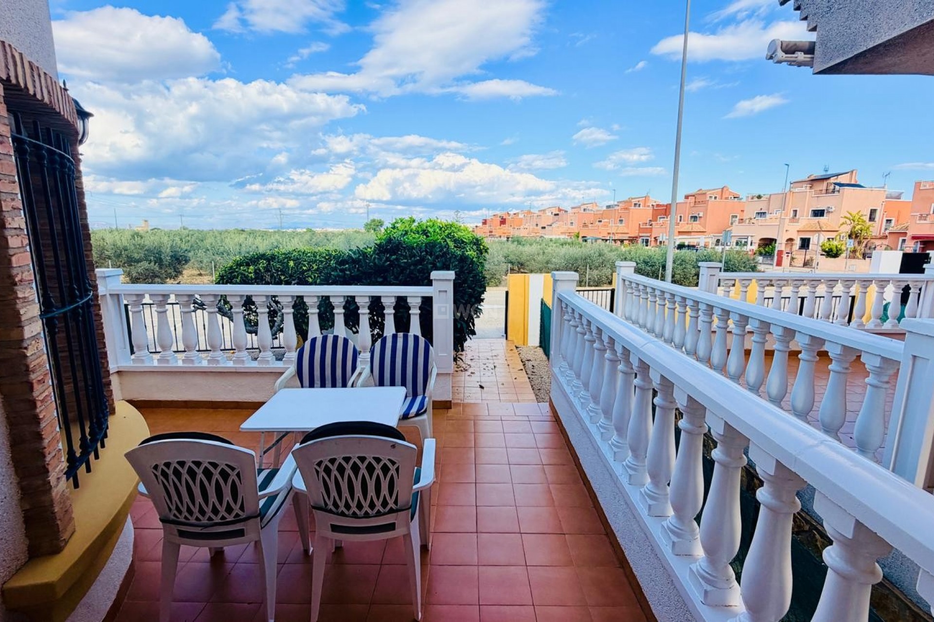 Odsprzedaż - Villa - Los Montesinos - Costa Blanca