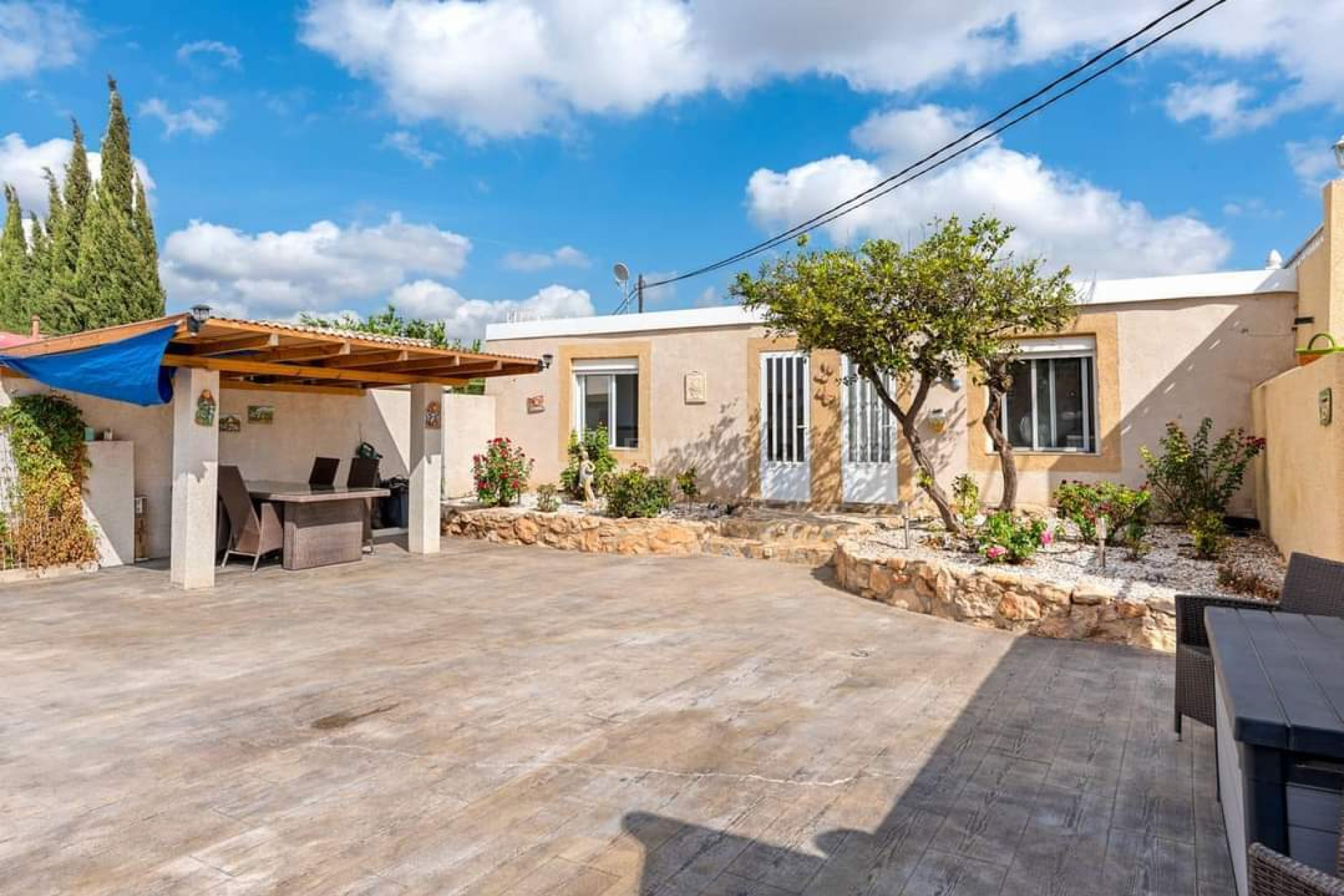 Odsprzedaż - Villa - Los Montesinos - Costa Blanca