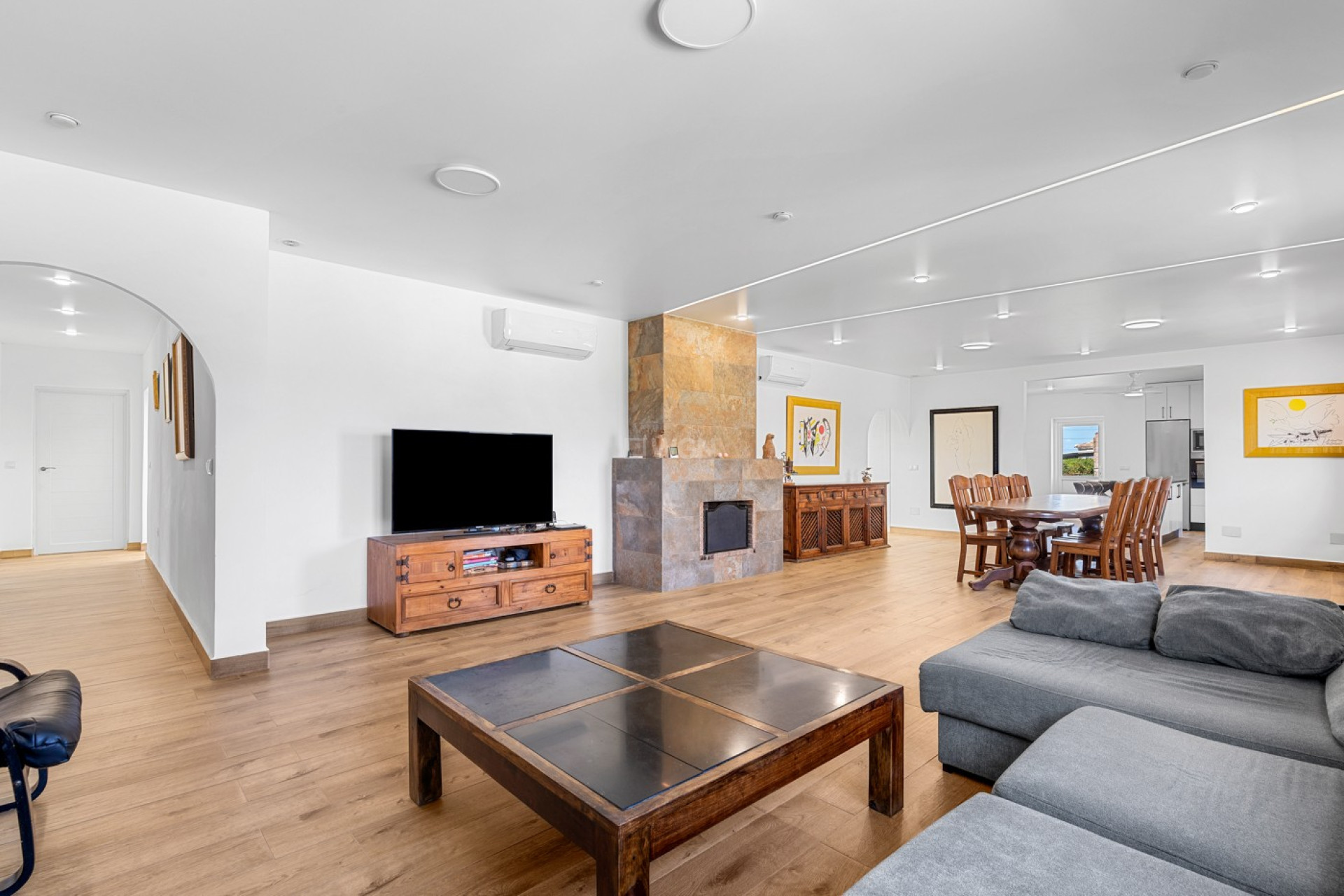 Odsprzedaż - Villa - Los Montesinos - Costa Blanca