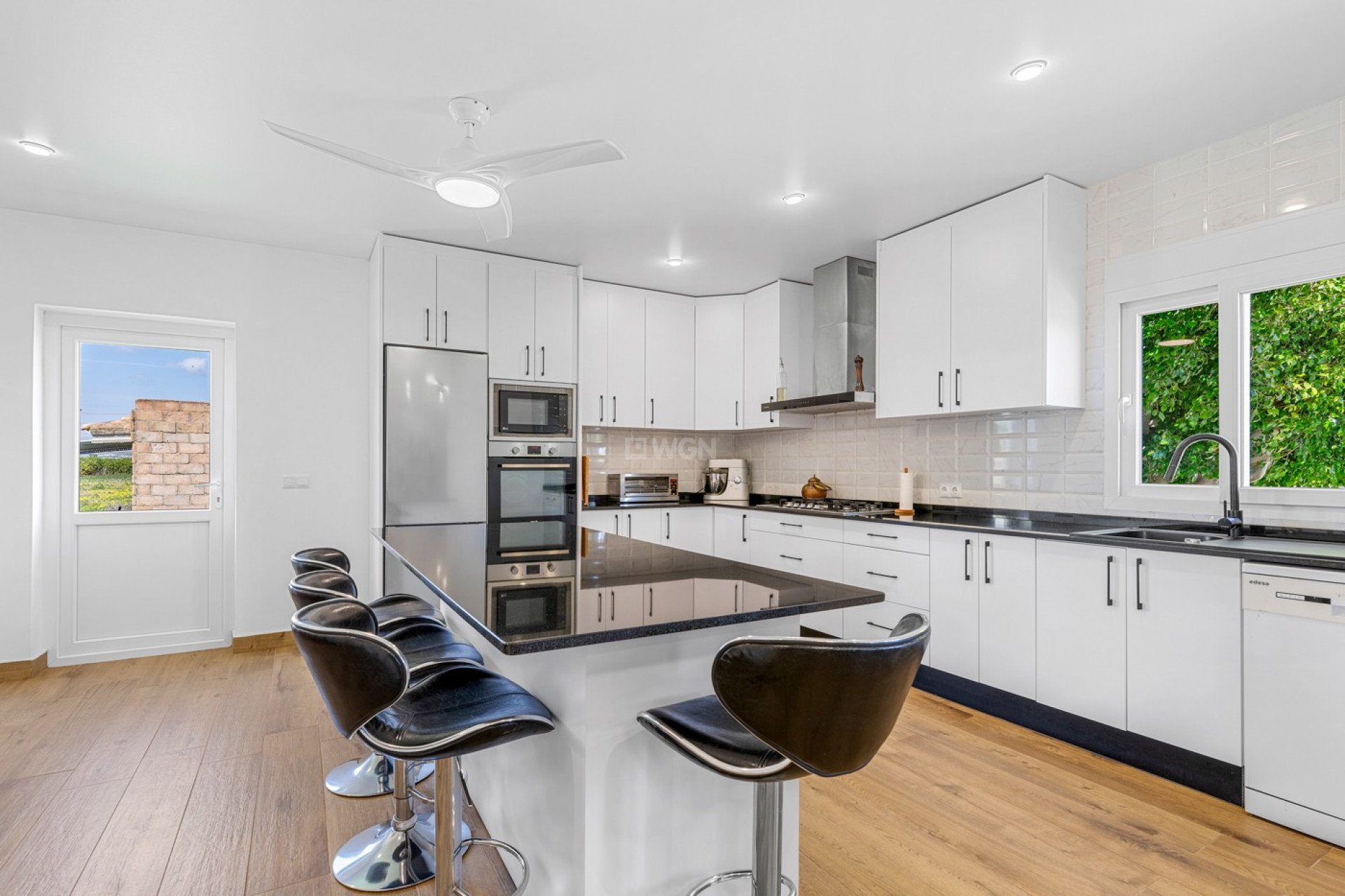 Odsprzedaż - Villa - Los Montesinos - Costa Blanca