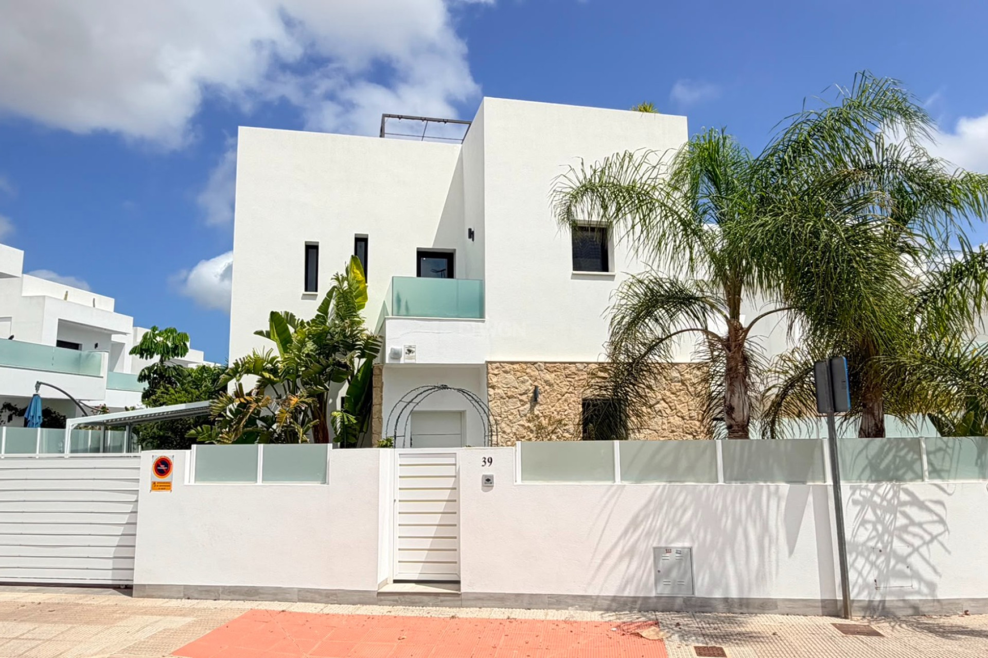 Odsprzedaż - Villa - Los Montesinos - Costa Blanca