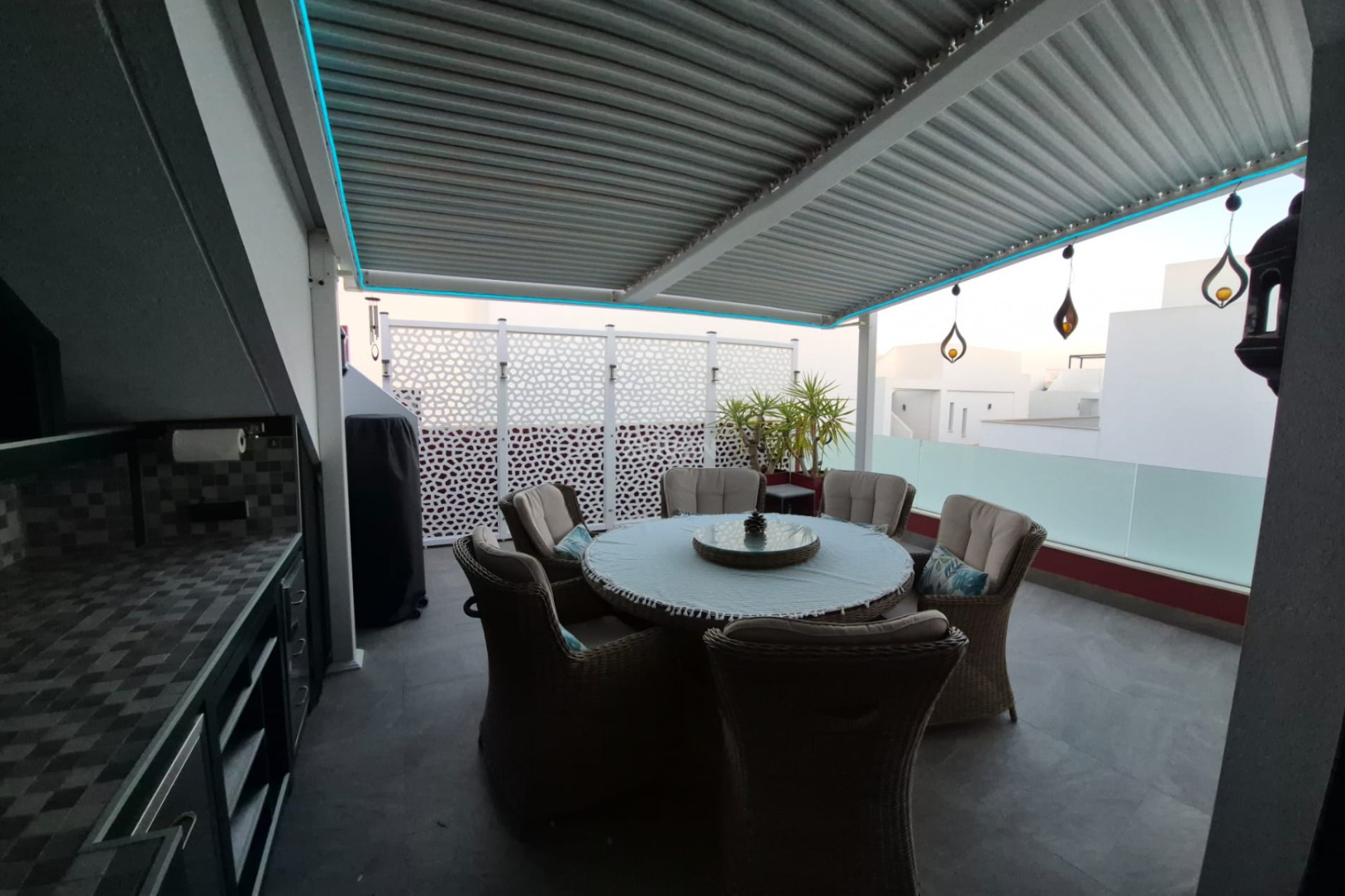 Odsprzedaż - Villa - Los Montesinos - Costa Blanca