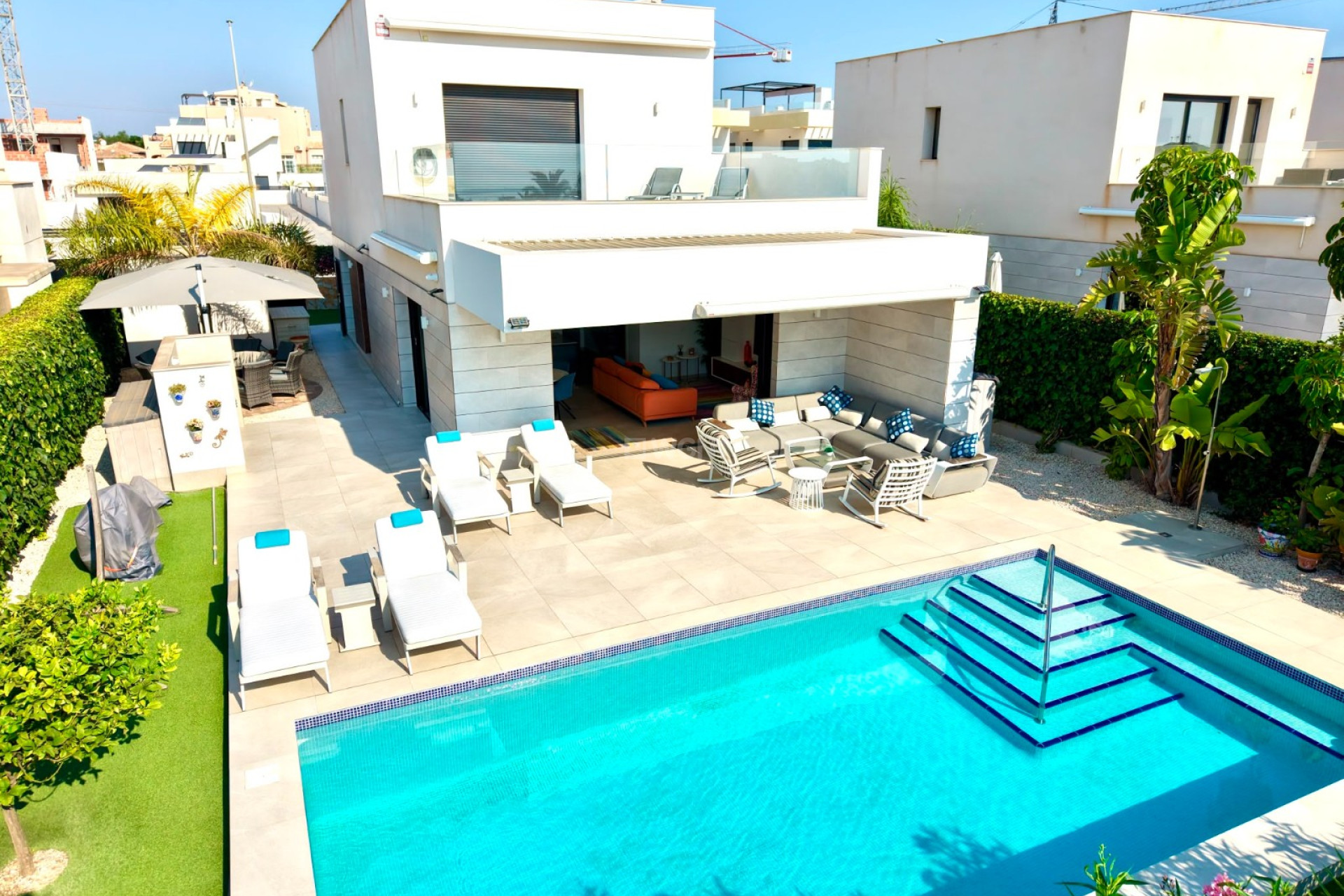 Odsprzedaż - Villa - Los Montesinos - Costa Blanca