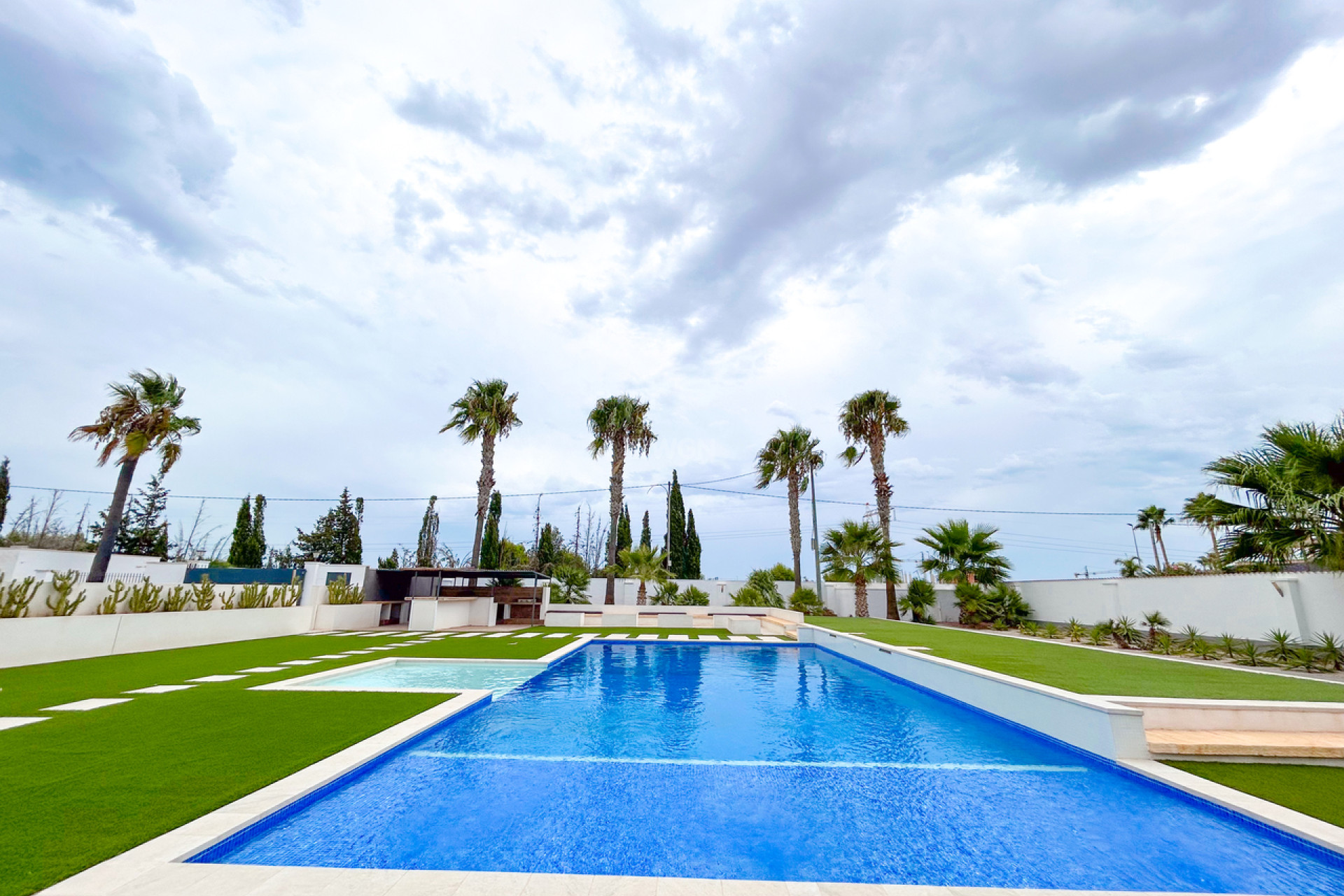 Odsprzedaż - Villa - Los Montesinos - Costa Blanca