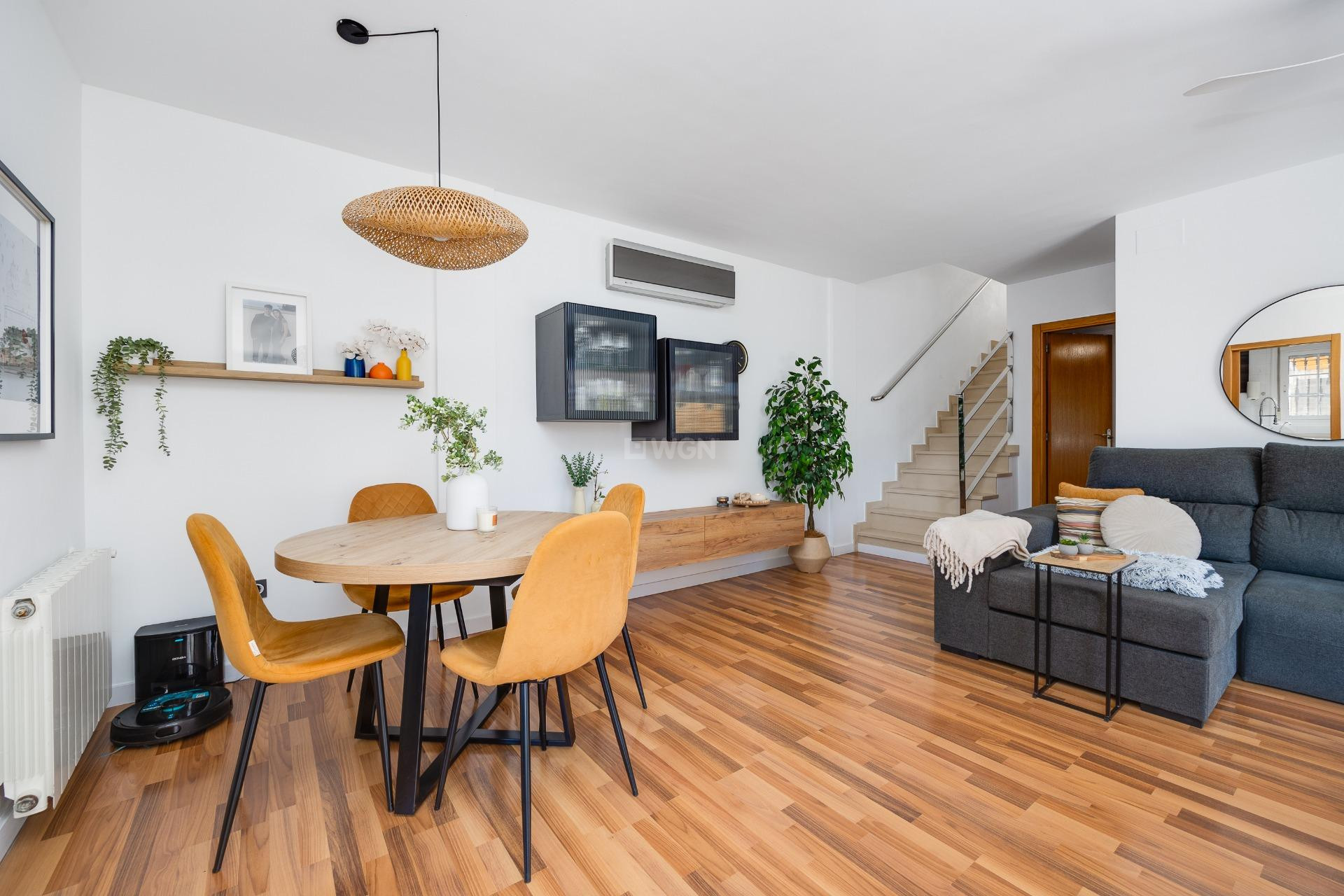 Odsprzedaż - Villa - Los Montesinos - La Herrada