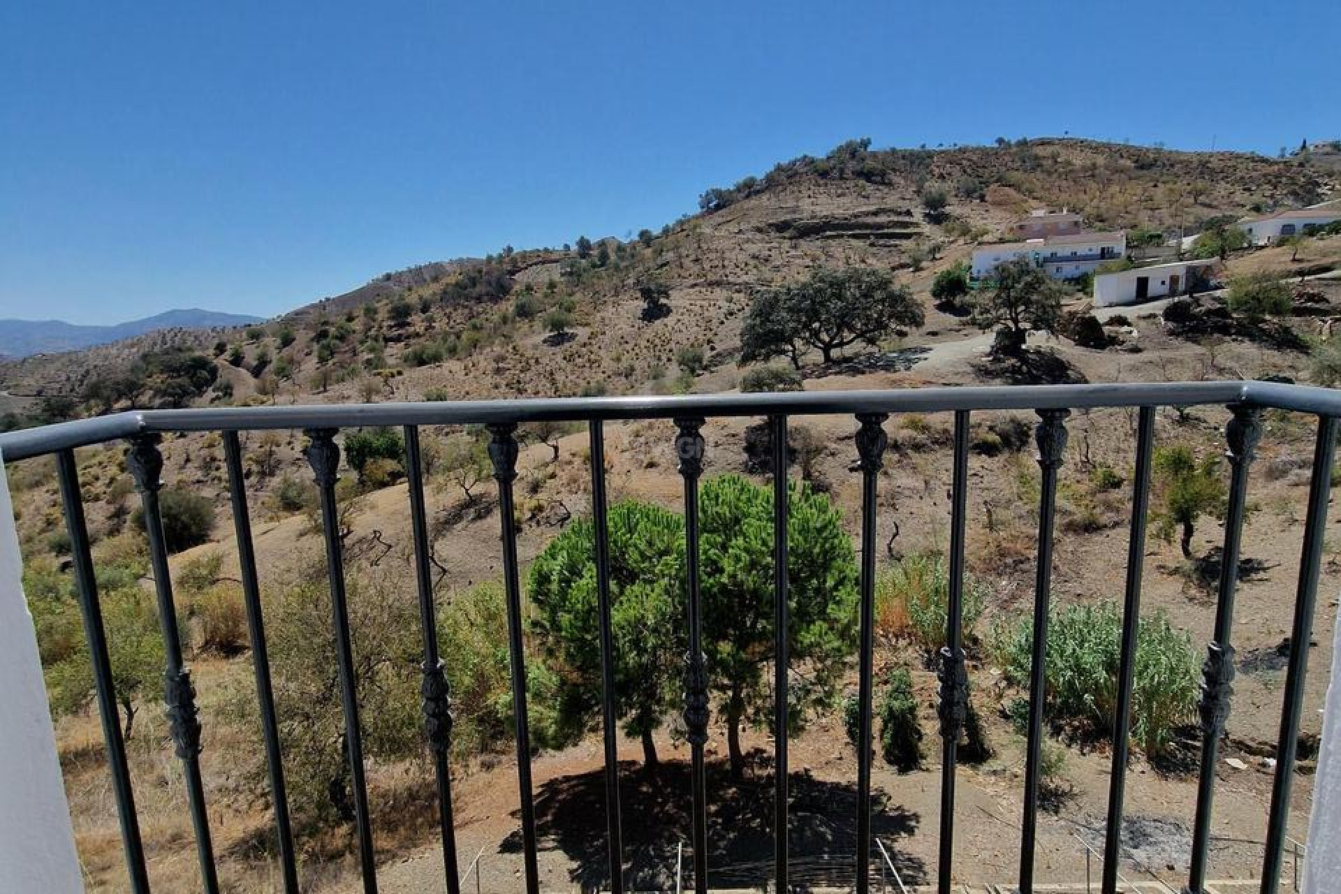 Odsprzedaż - Villa - Los Romanes - Inland