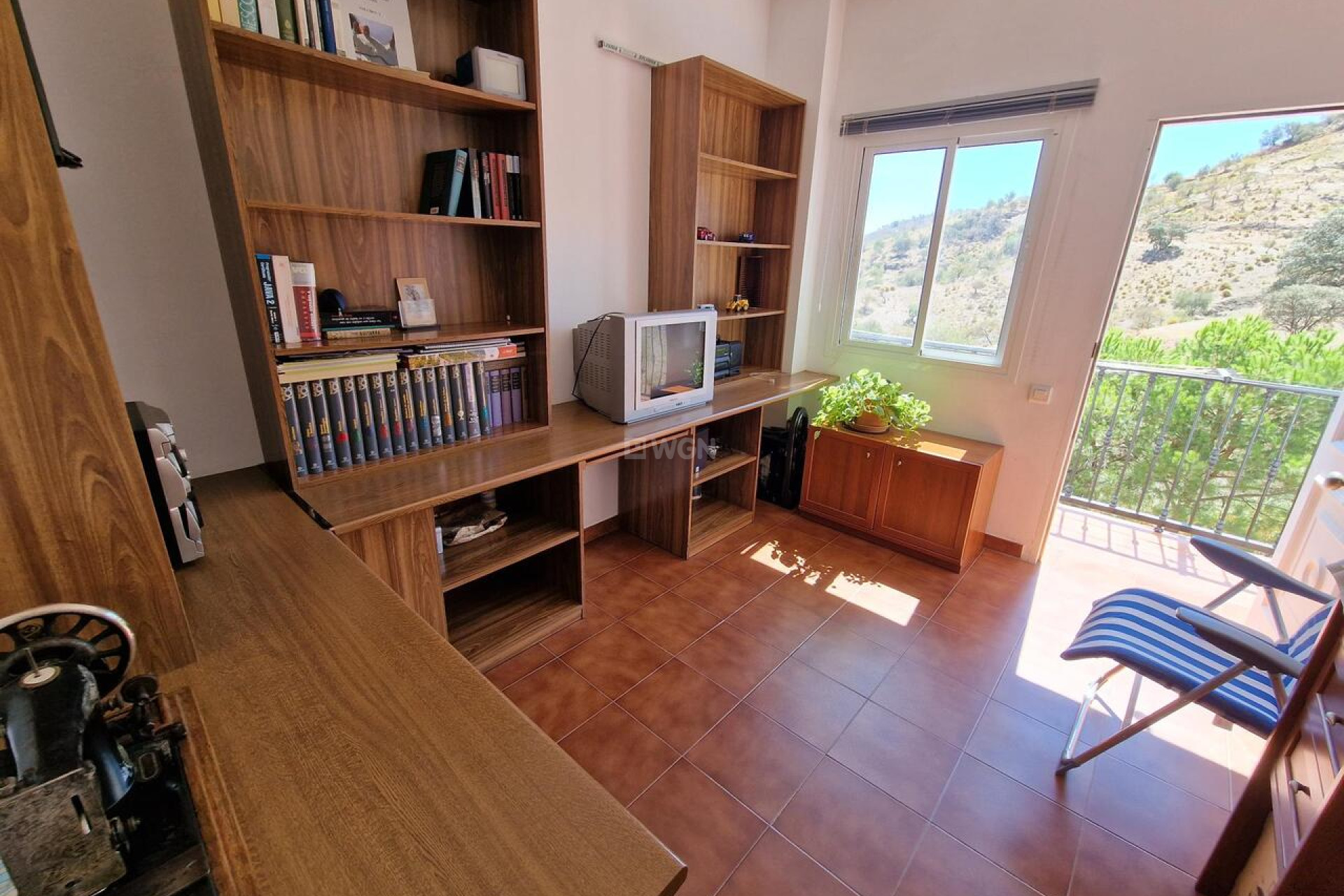 Odsprzedaż - Villa - Los Romanes - Inland