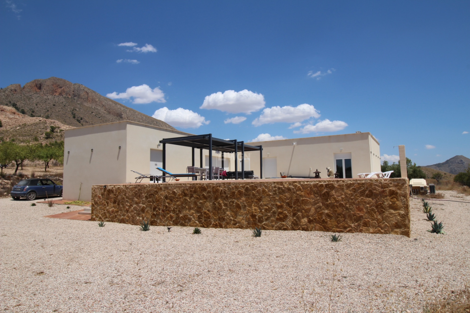 Odsprzedaż - Villa - Macisvenda - Inland