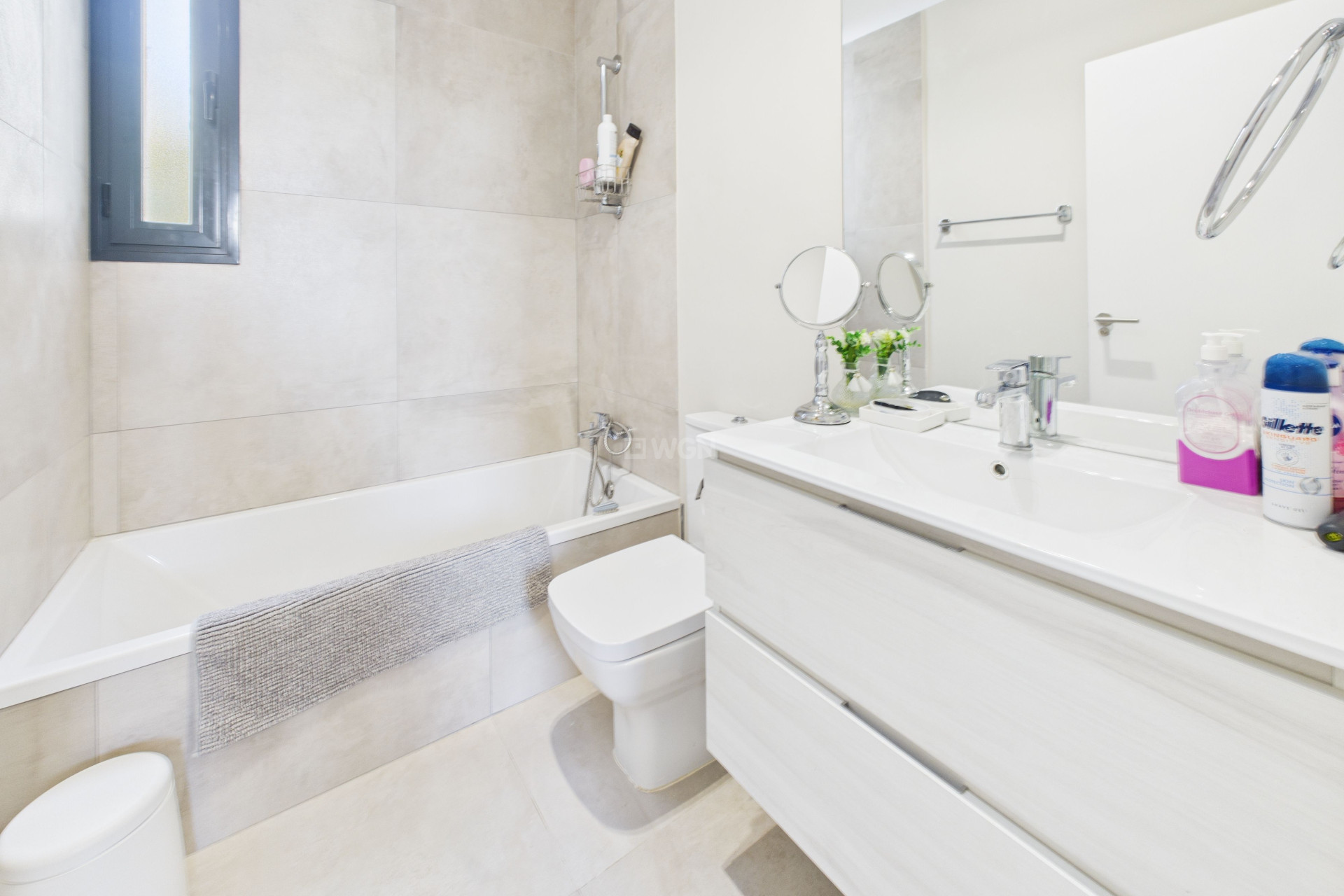 Odsprzedaż - Villa - Mar de Cristal - Costa Calida