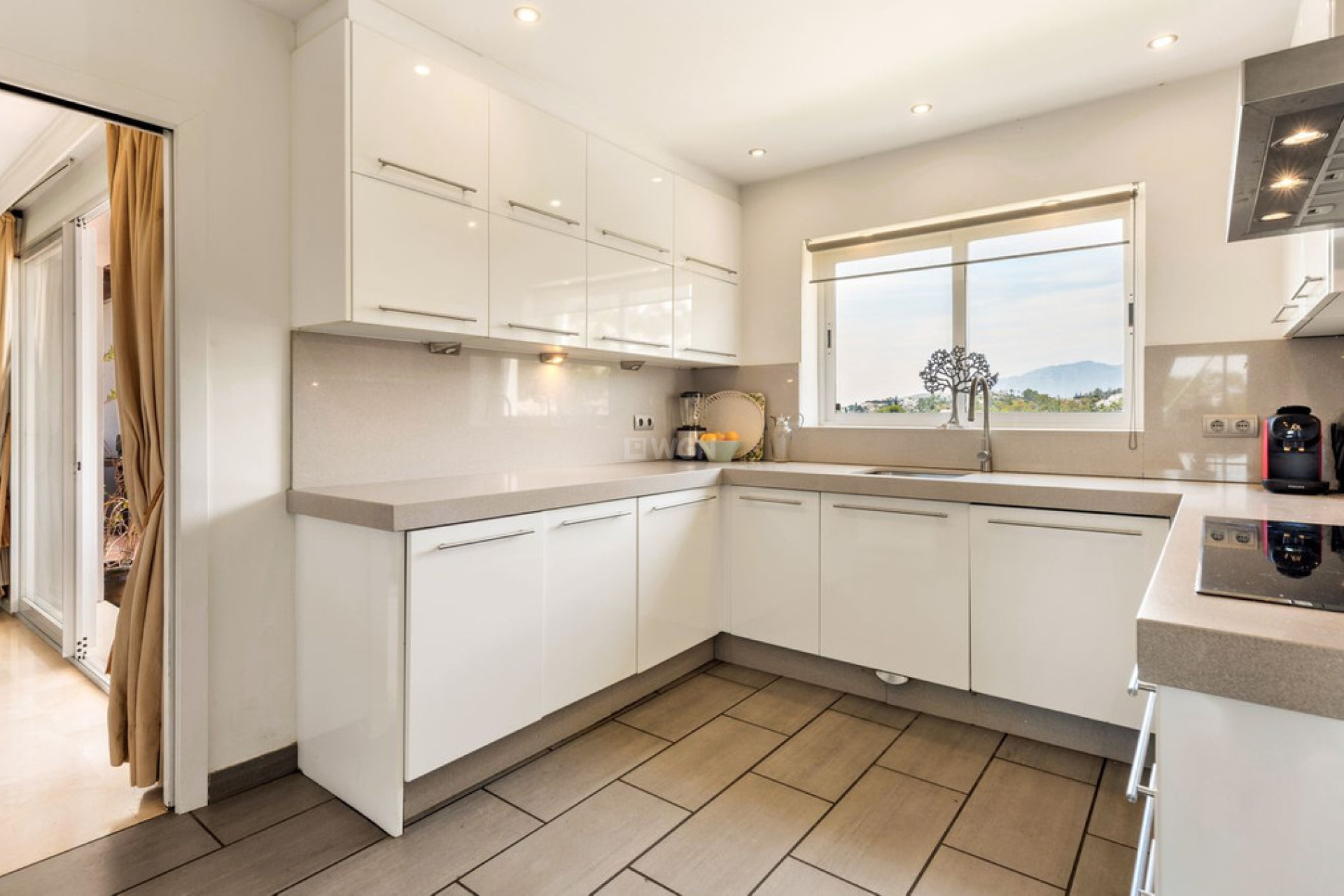 Odsprzedaż - Villa - Marbella - Costa del Sol