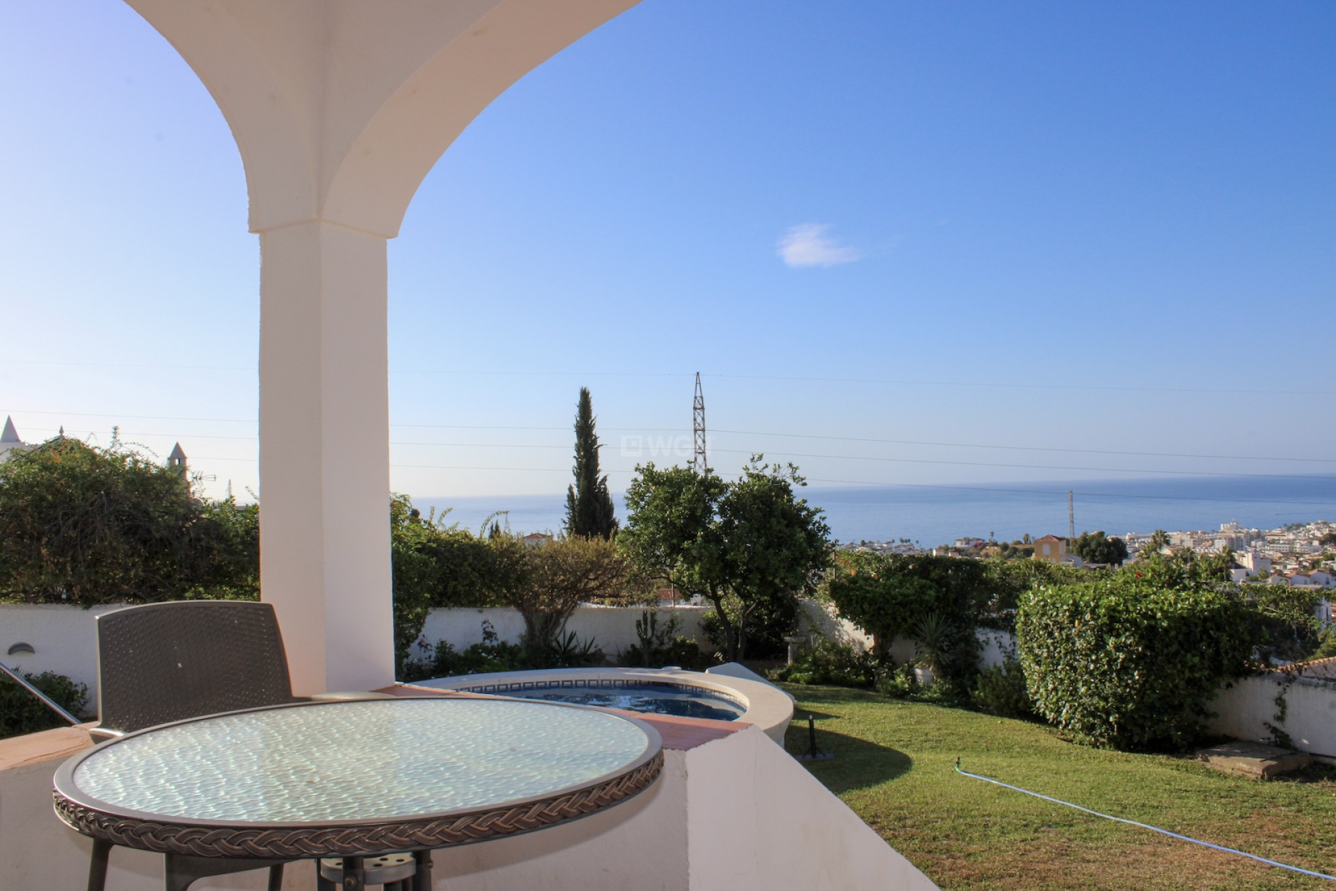Odsprzedaż - Villa - Nerja - Costa del Sol
