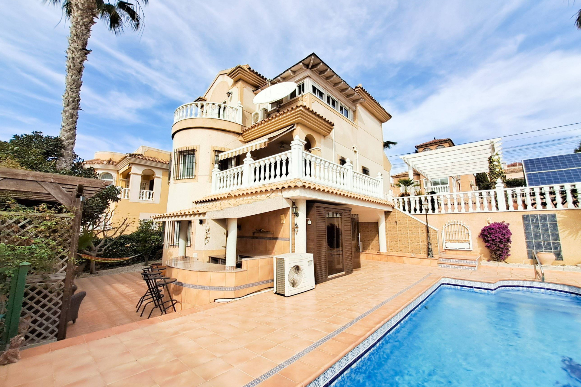 Odsprzedaż - Villa - Orihuela Costa - Altos De Campoamor