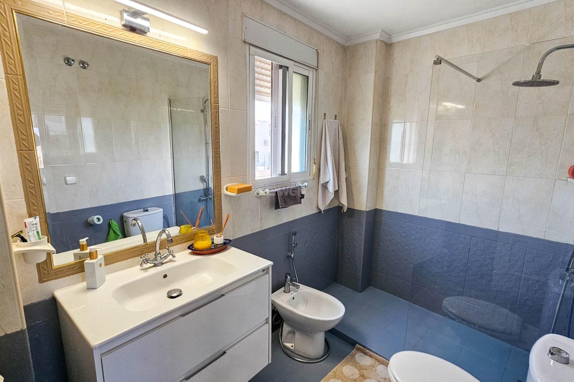 Odsprzedaż - Villa - Orihuela Costa - Cabo Roig