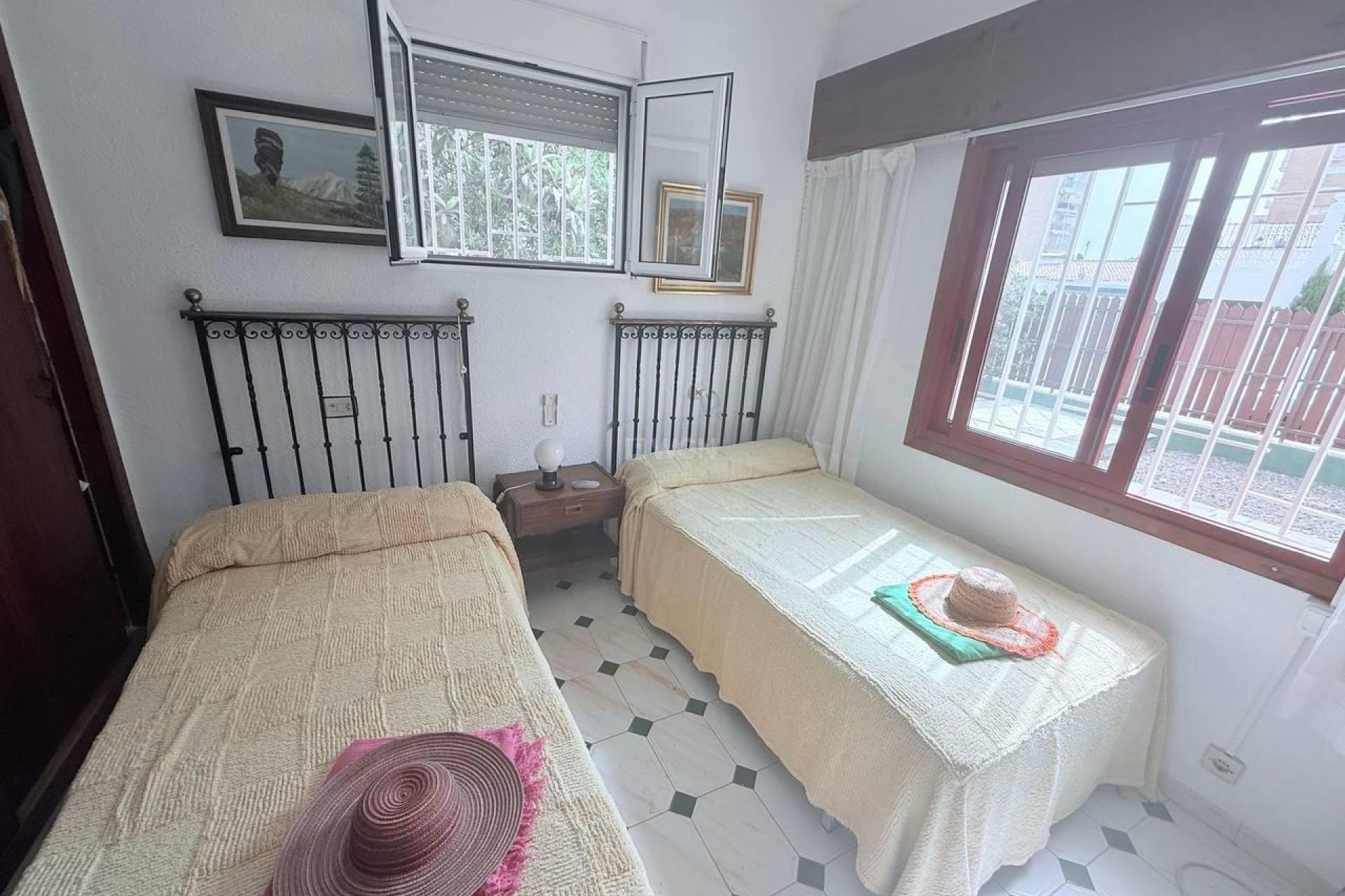 Odsprzedaż - Villa - Orihuela Costa - Campoamor