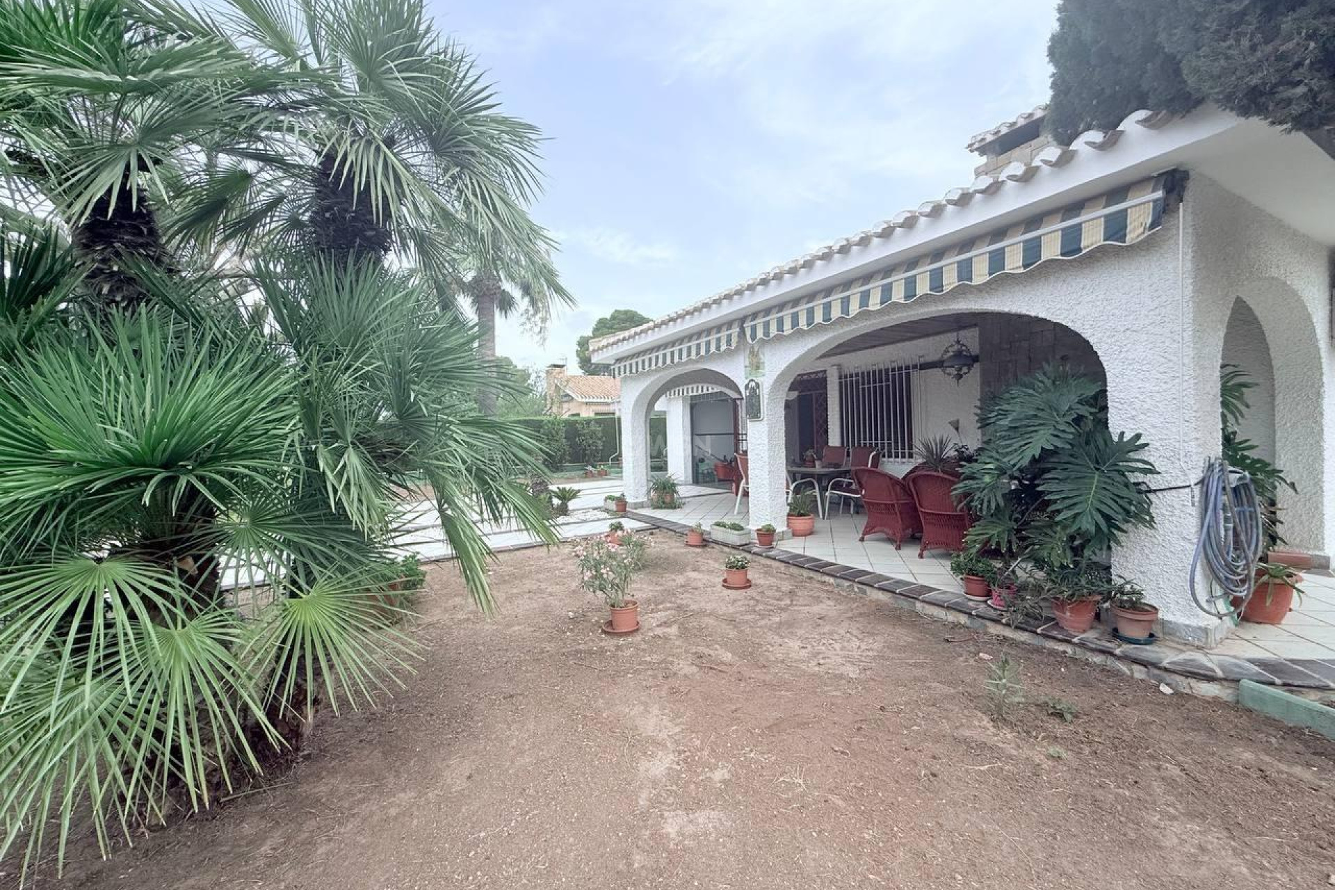 Odsprzedaż - Villa - Orihuela Costa - Campoamor