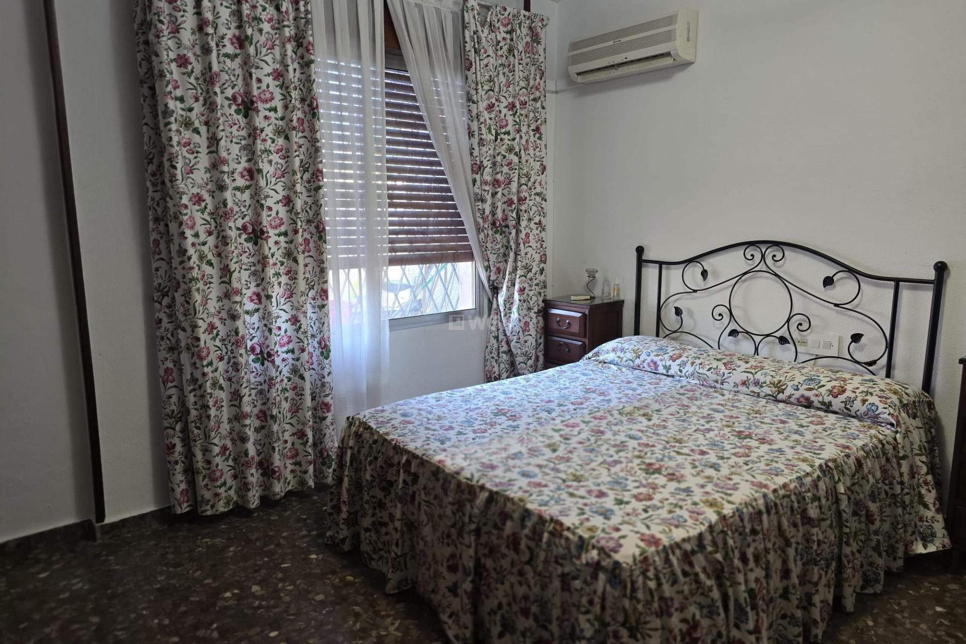 Odsprzedaż - Villa - Orihuela Costa - Campoamor