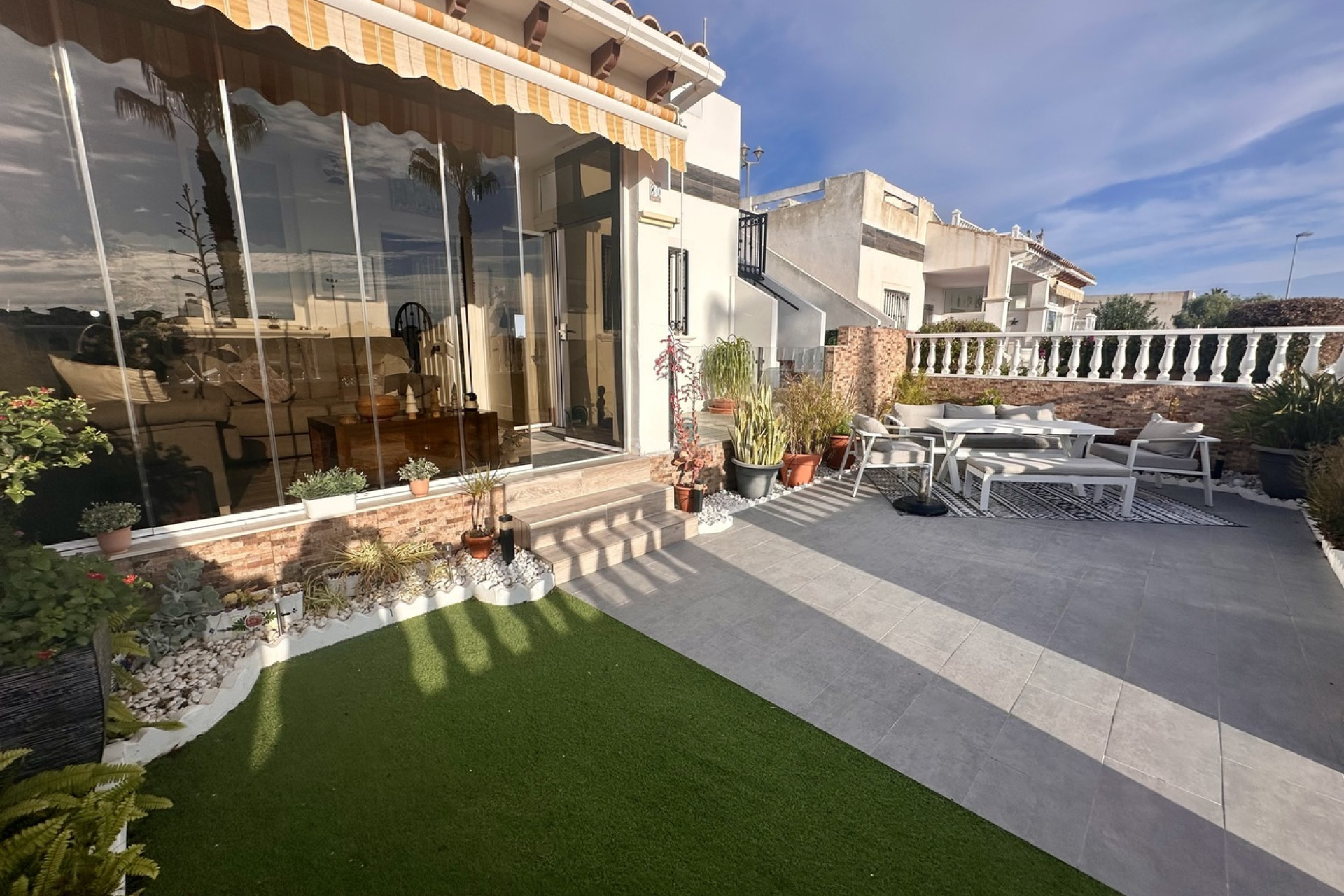 Odsprzedaż - Villa - Orihuela Costa - Ciñuelica