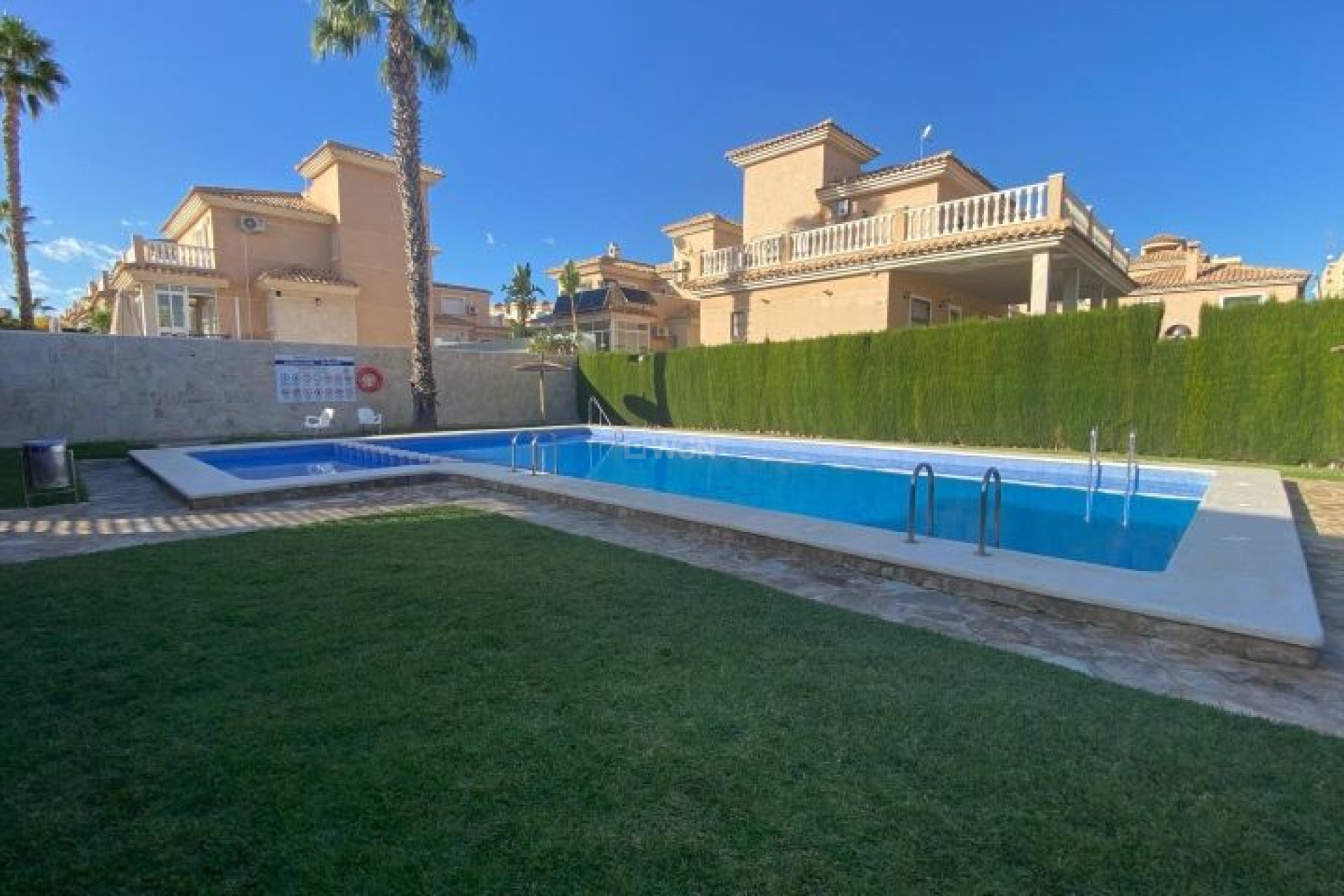 Odsprzedaż - Villa - Orihuela Costa - Costa Blanca