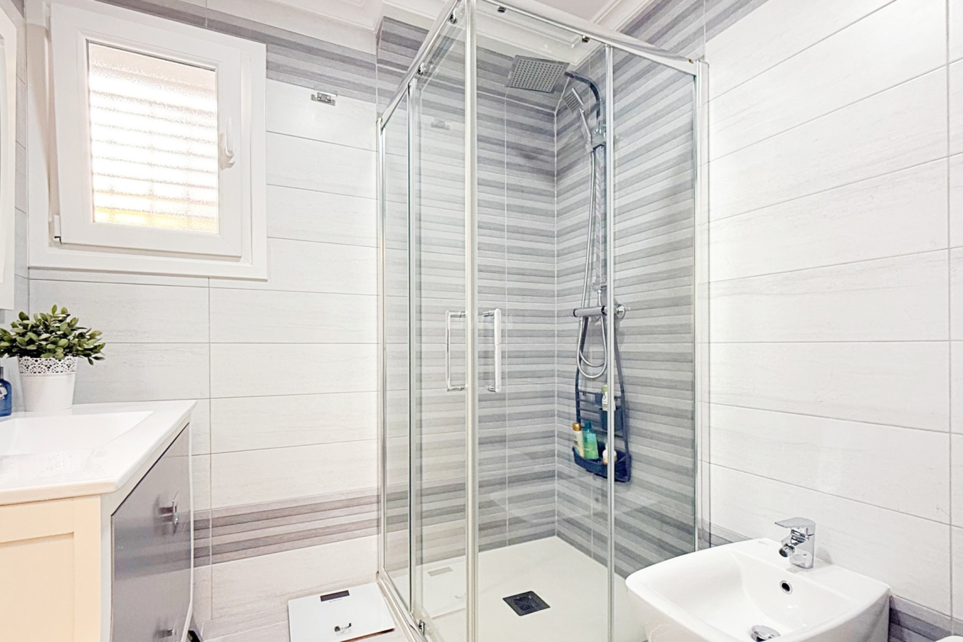 Odsprzedaż - Villa - Orihuela Costa - Costa Blanca