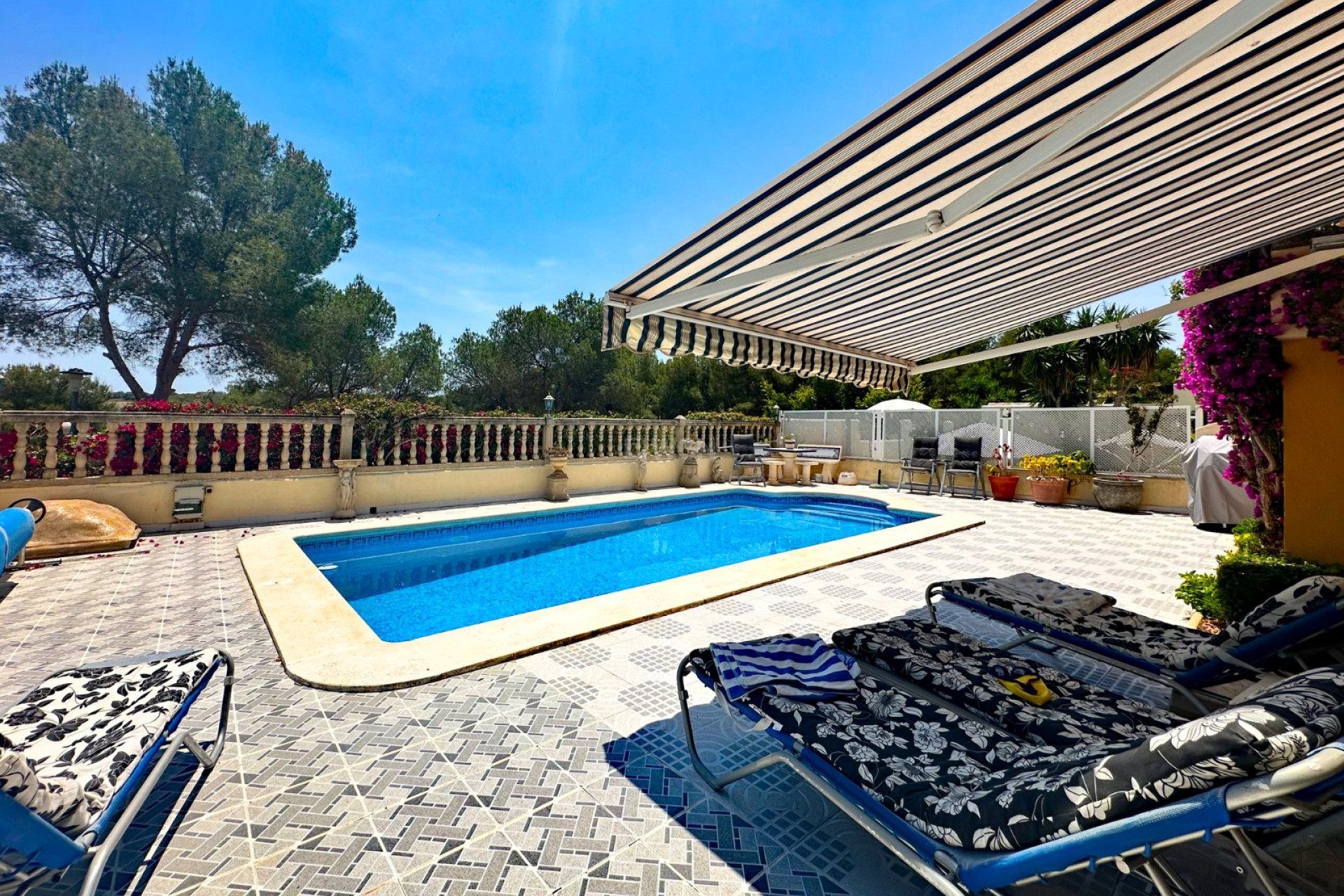 Odsprzedaż - Villa - Orihuela Costa - Costa Blanca